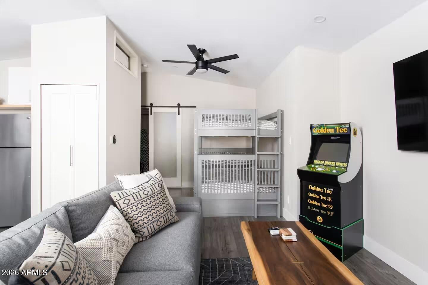 OAK PARK - Residential