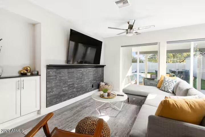 OAK PARK - Residential