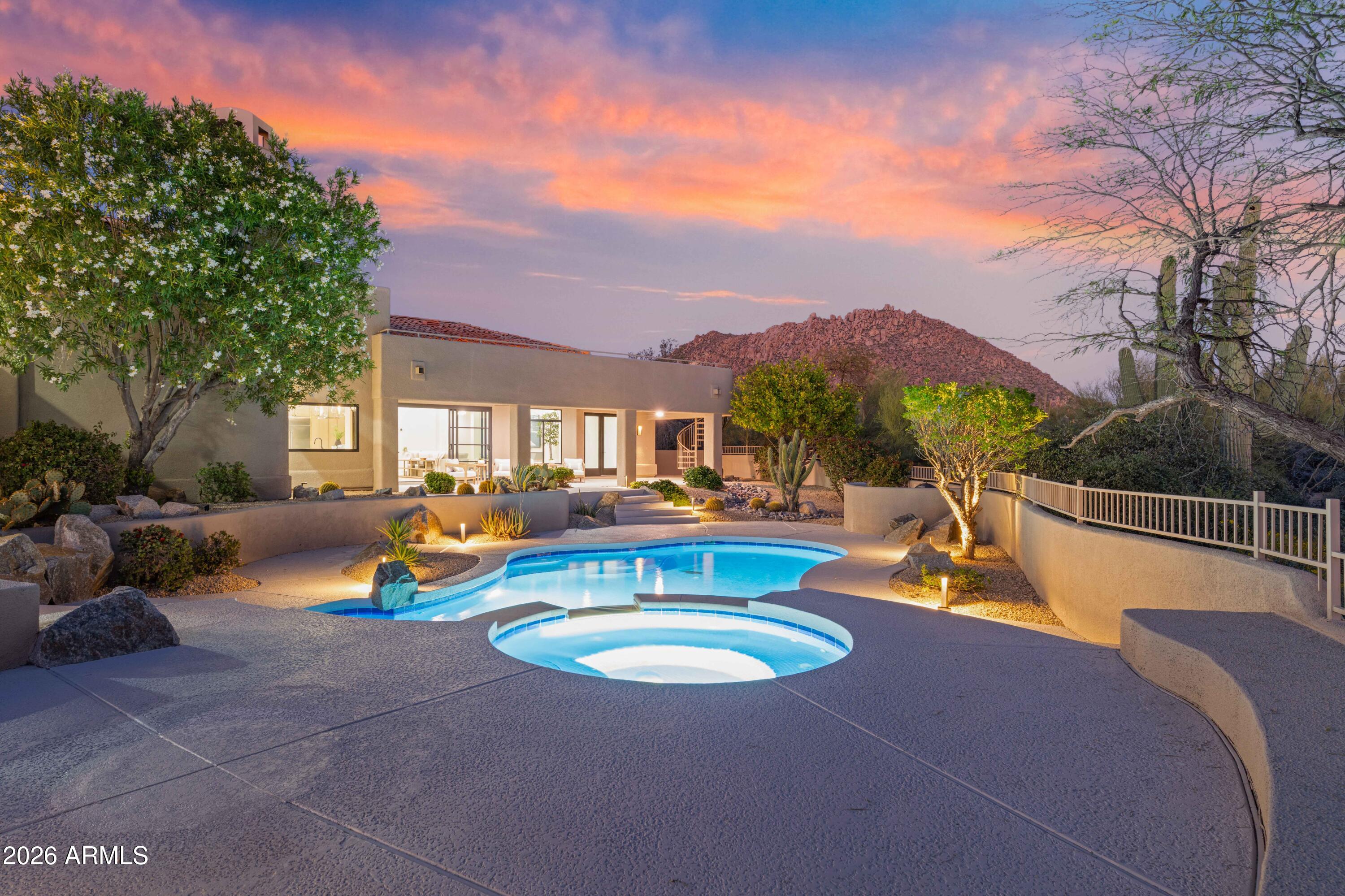 EAGLES GLEN - Residential