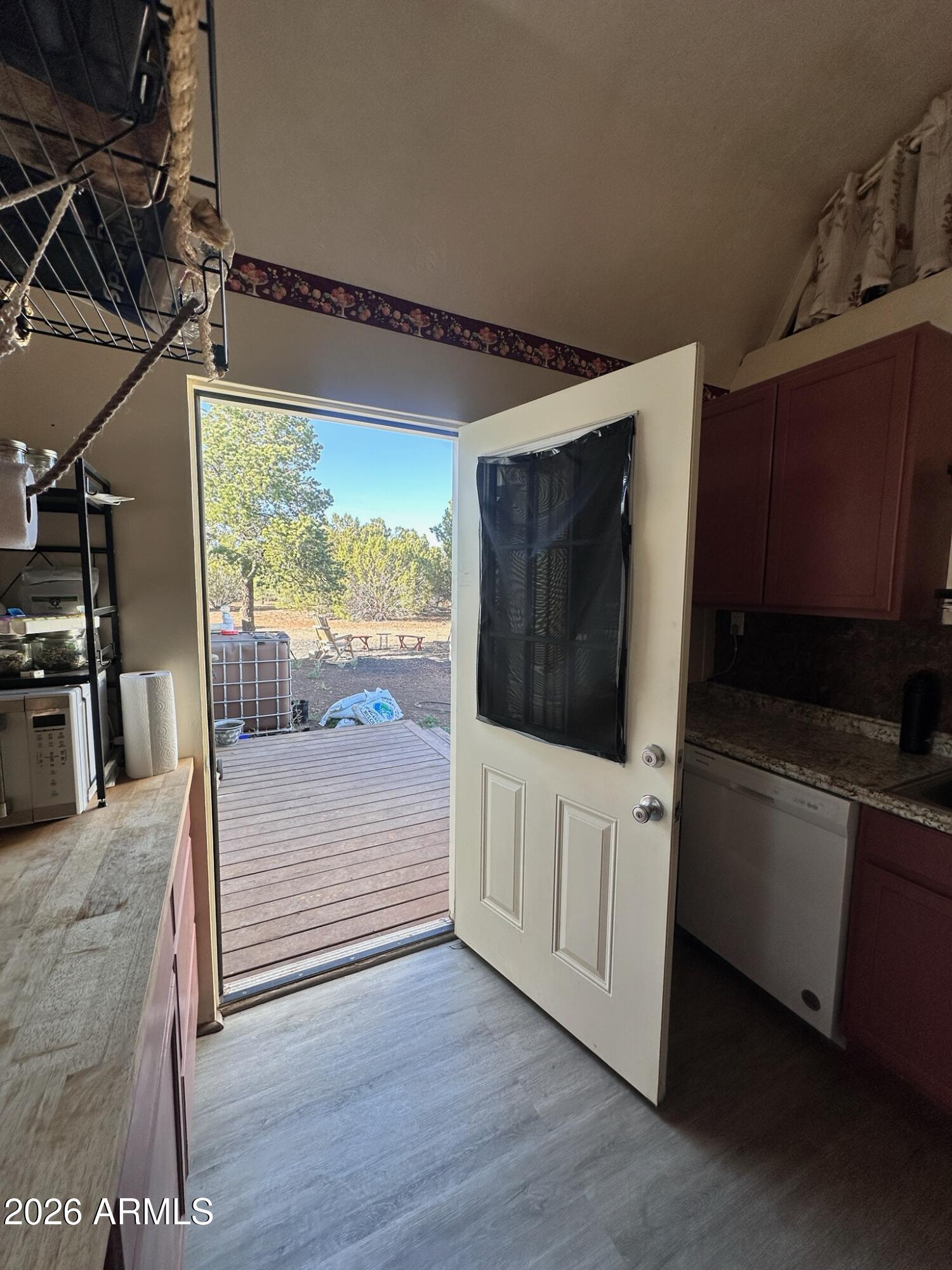 APACHE WOODLAND ESTATES - Residential