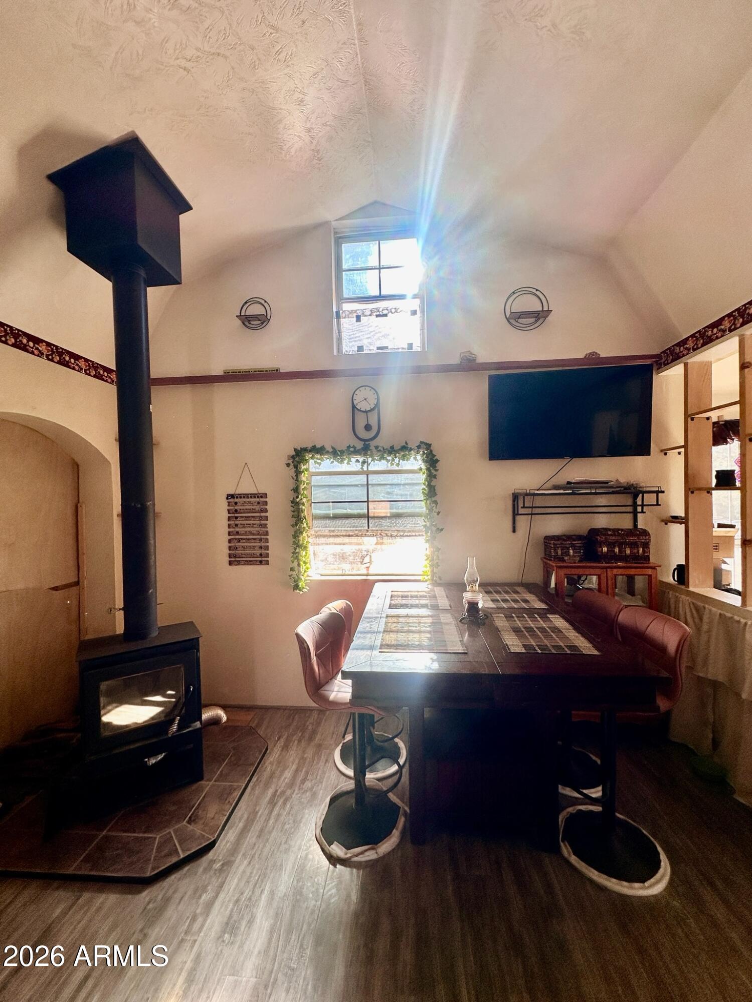 APACHE WOODLAND ESTATES - Residential