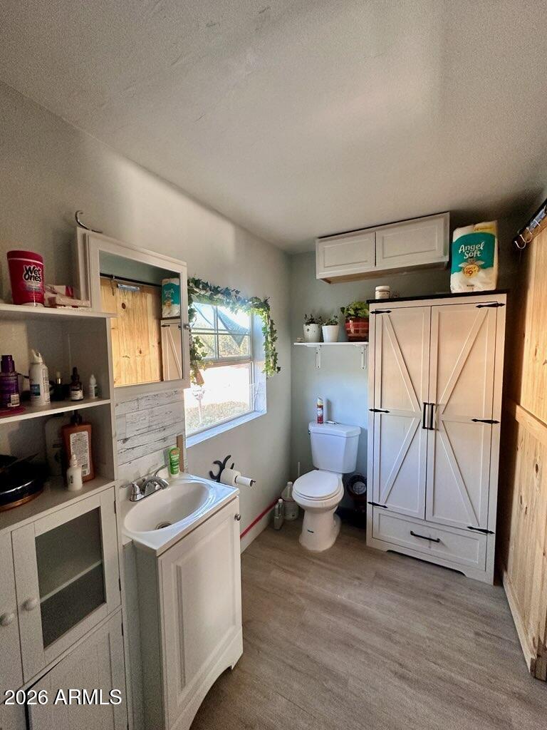 APACHE WOODLAND ESTATES - Residential
