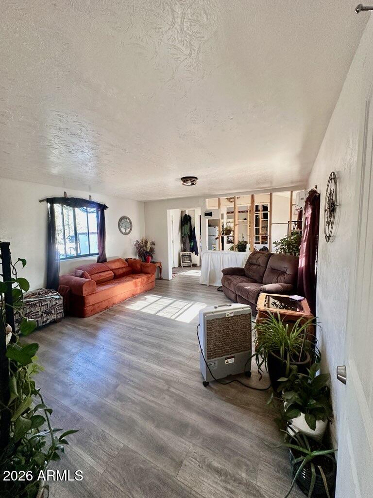 APACHE WOODLAND ESTATES - Residential