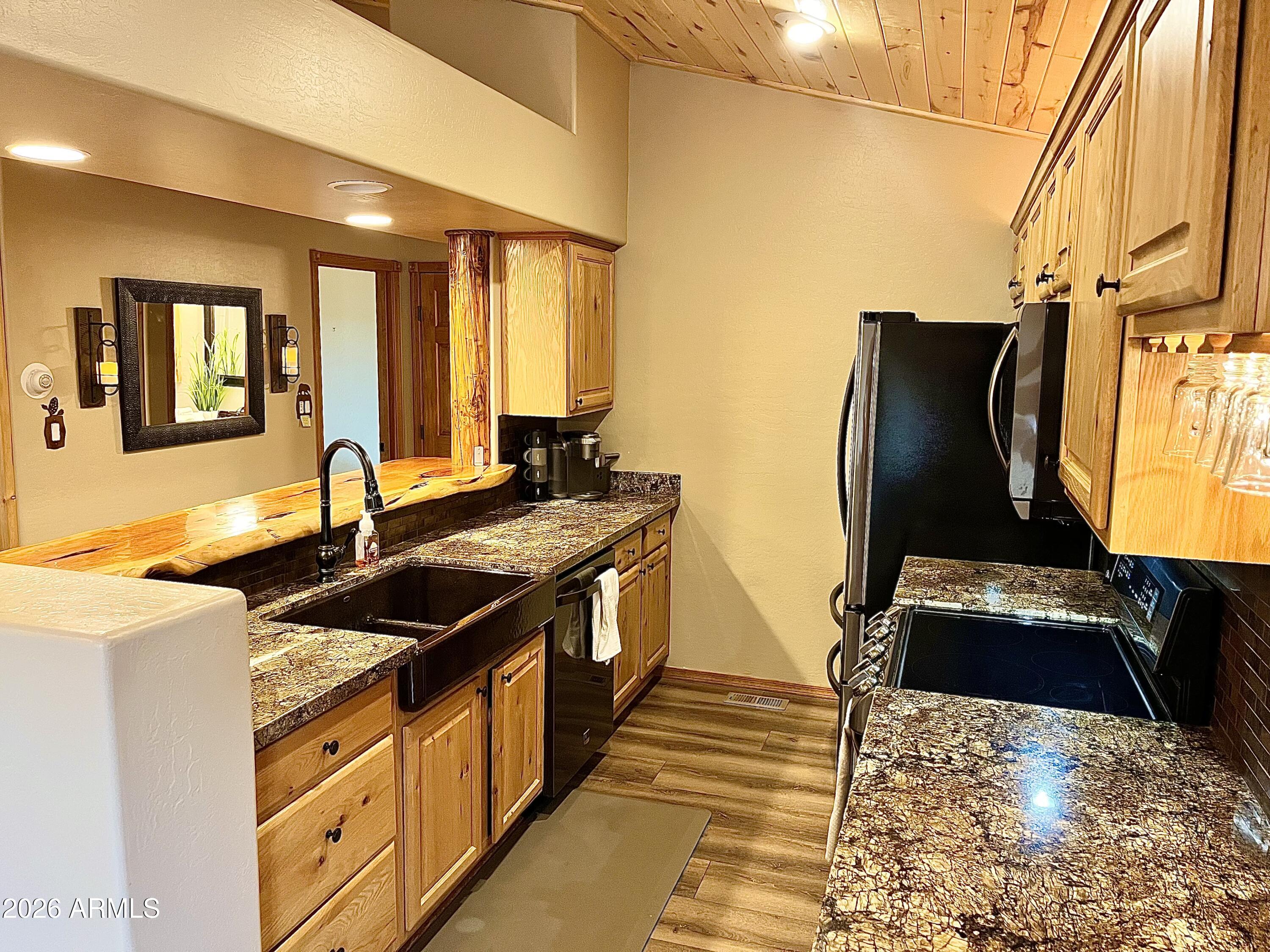 BISON RESORT CABINS - Residential