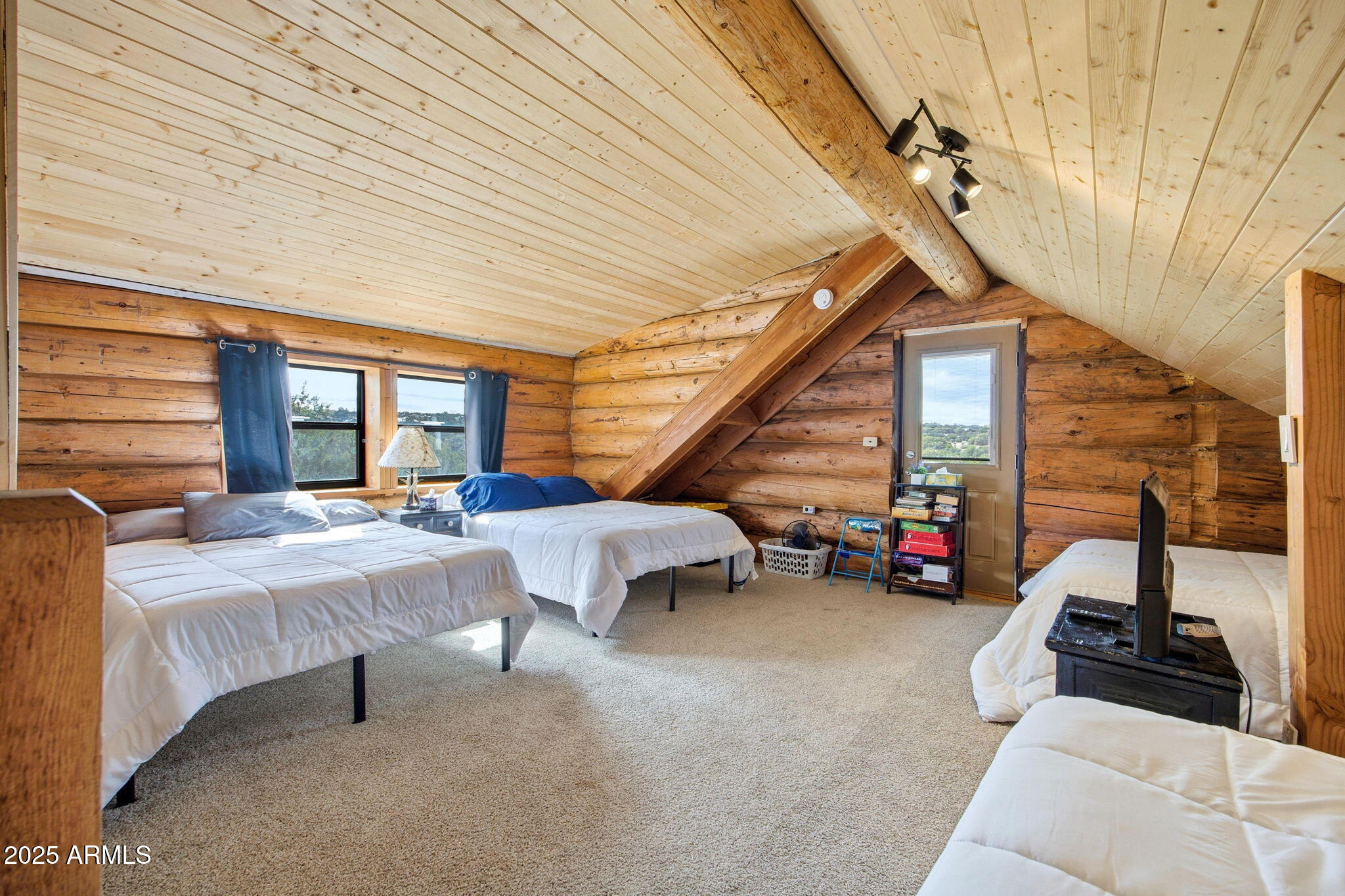 White Mountain Lakes, U9 - Residential
