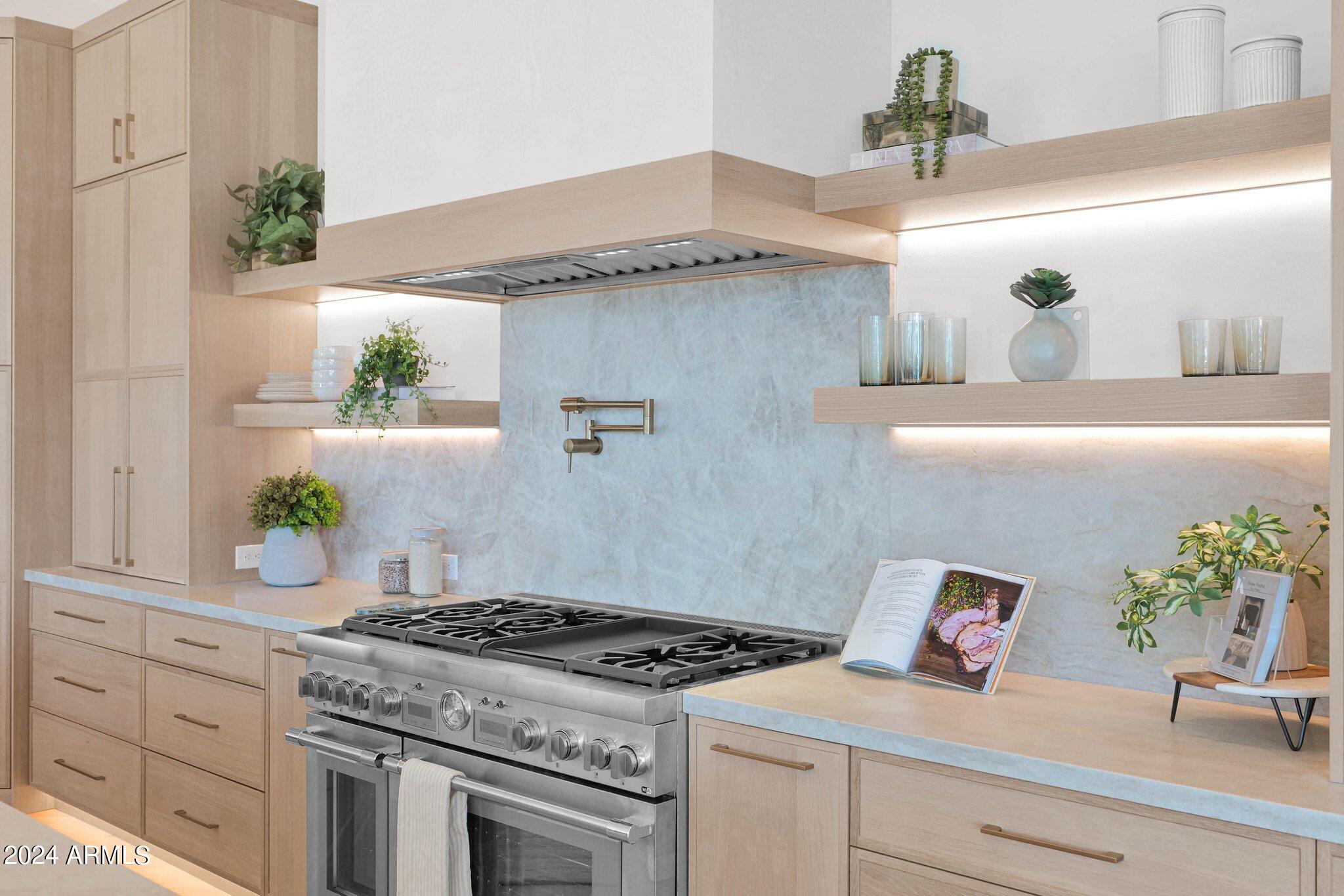 SCOTTSDALE MOUNTAIN - Residential