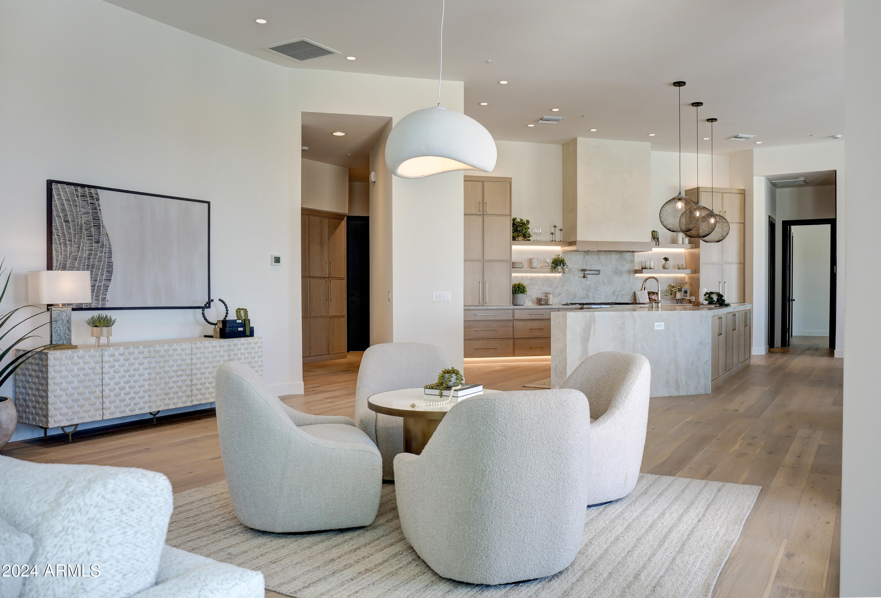 SCOTTSDALE MOUNTAIN - Residential