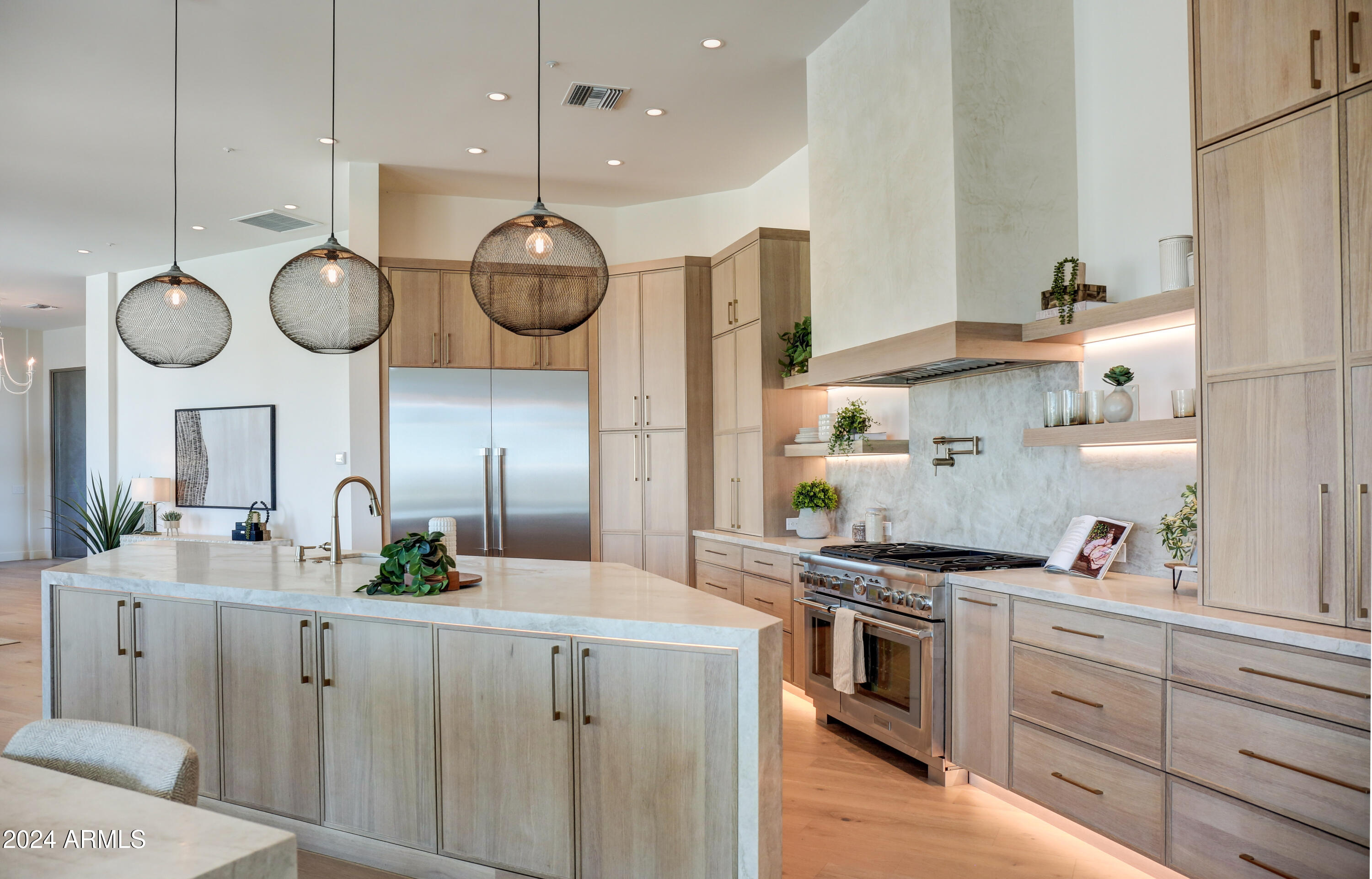 SCOTTSDALE MOUNTAIN - Residential