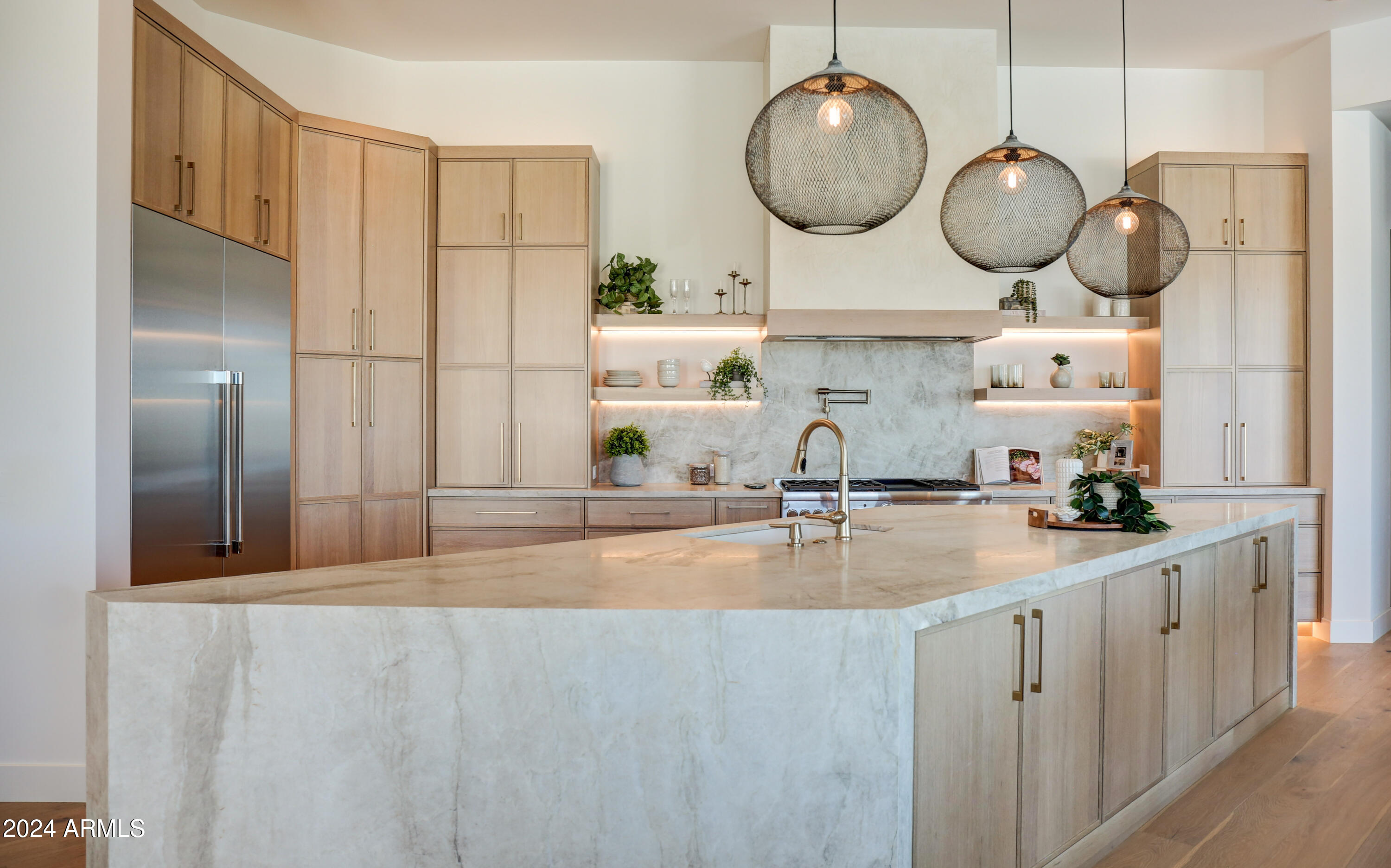SCOTTSDALE MOUNTAIN - Residential
