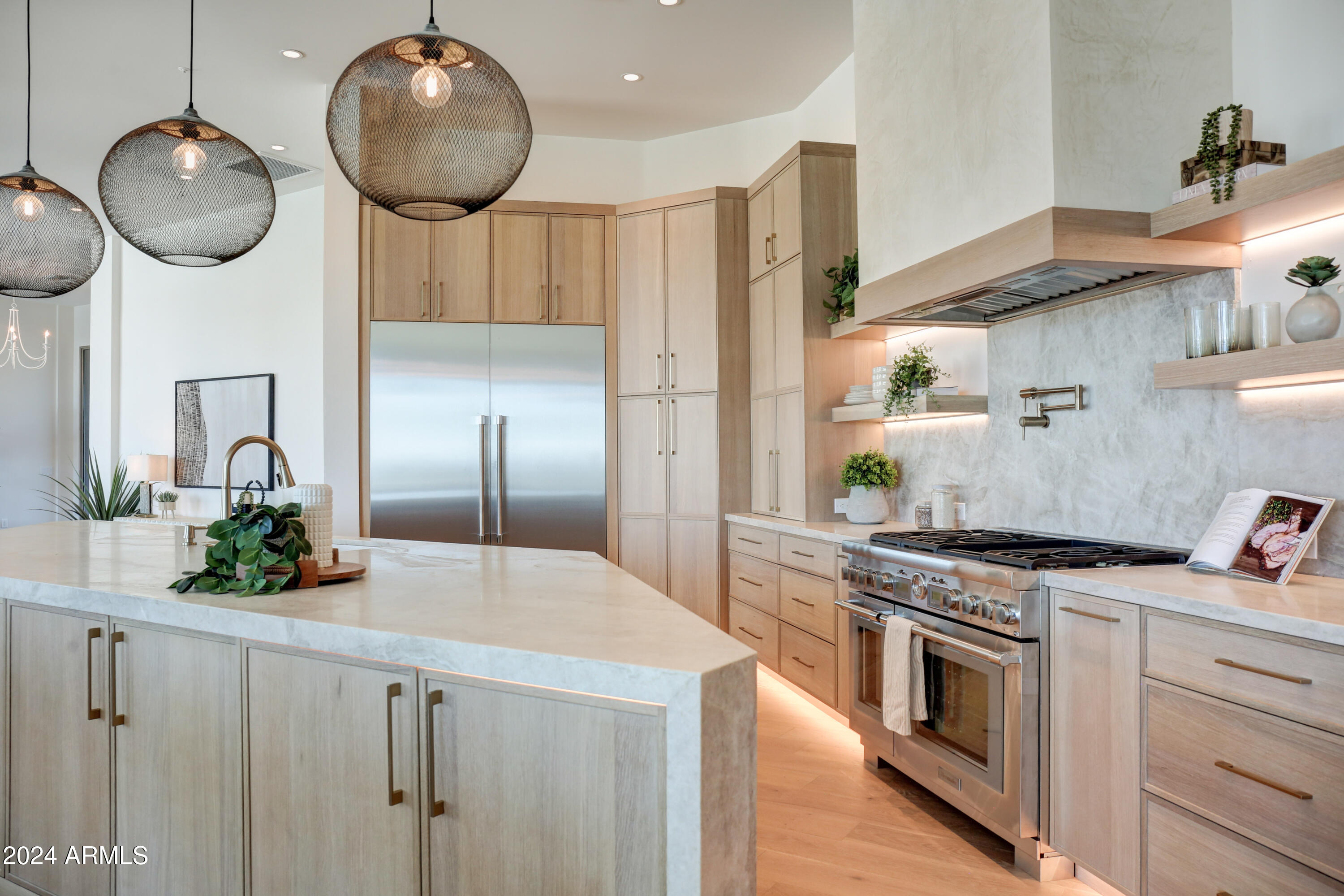 SCOTTSDALE MOUNTAIN - Residential