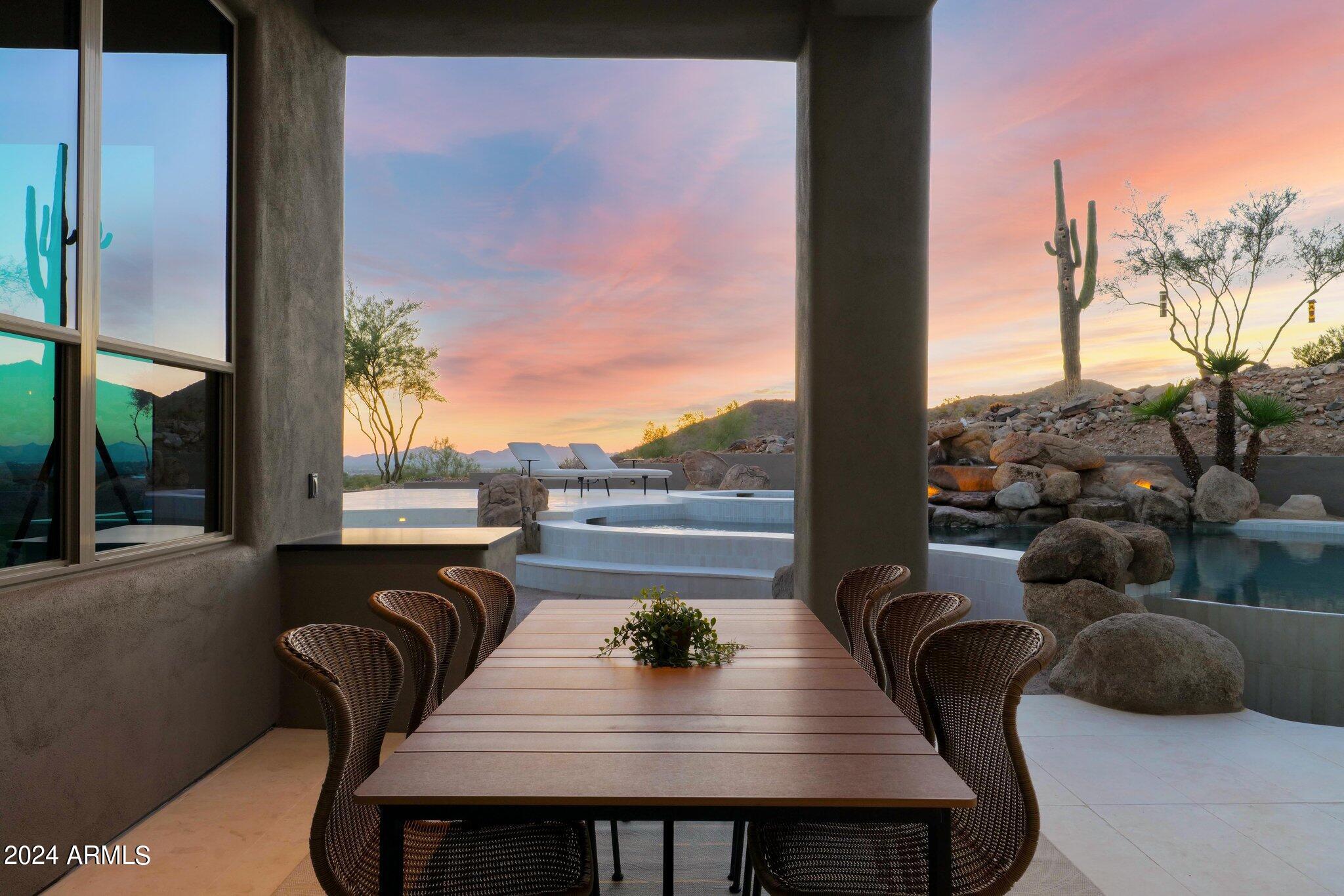 SCOTTSDALE MOUNTAIN - Residential