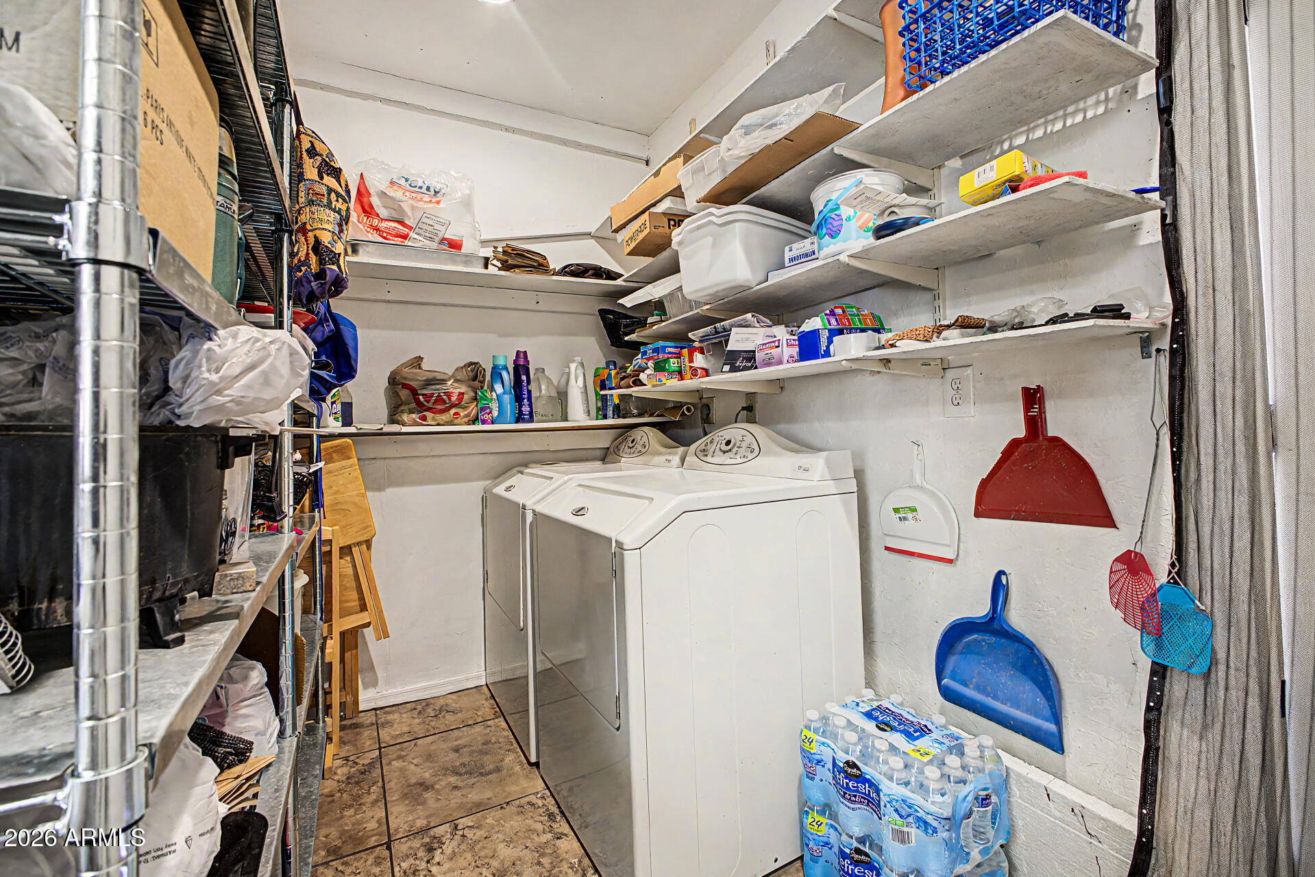 WINNWOOD ESTATES UNIT 1 - Residential