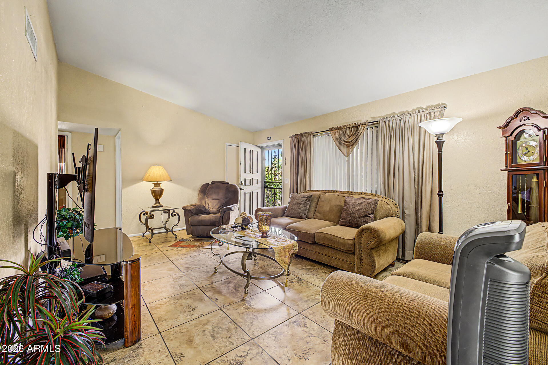 WINNWOOD ESTATES UNIT 1 - Residential