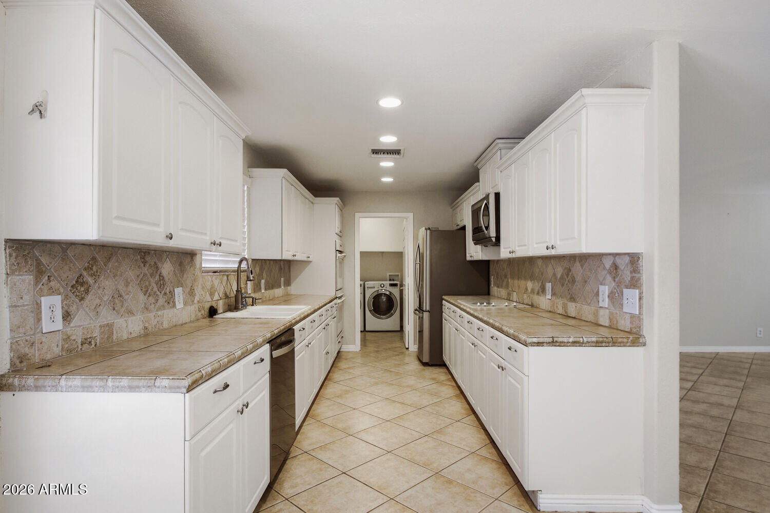 SURREY HEIGHTS 1 - Residential