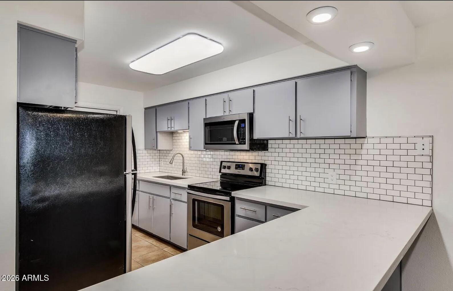 COX HEIGHTS 7 - Residential Income