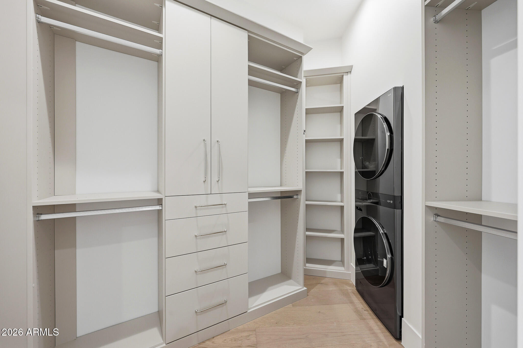 LAS PALOMAS REPLAT - Residential