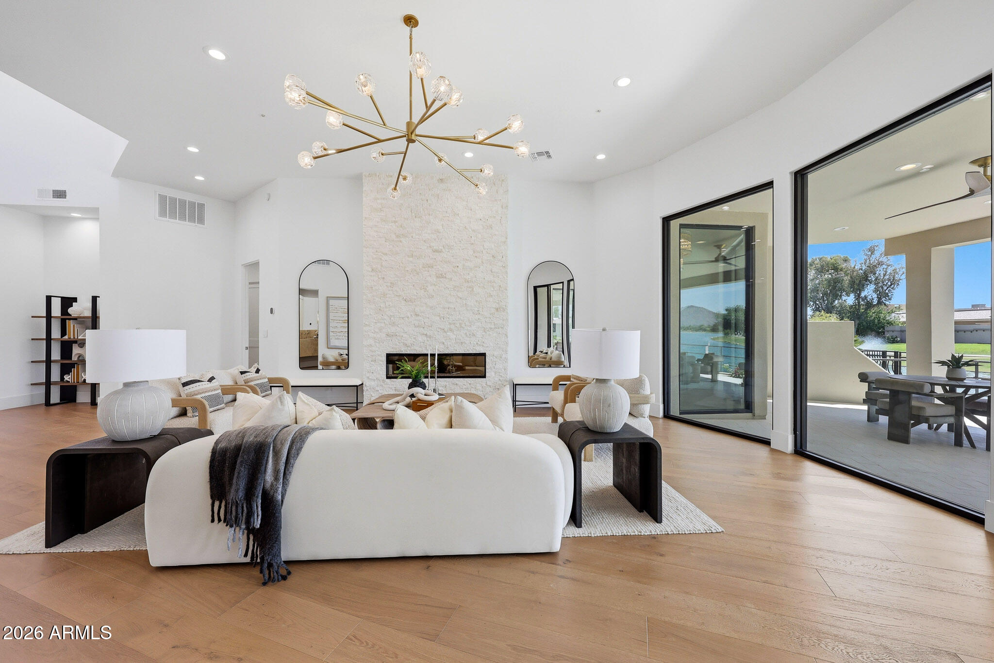 LAS PALOMAS REPLAT - Residential