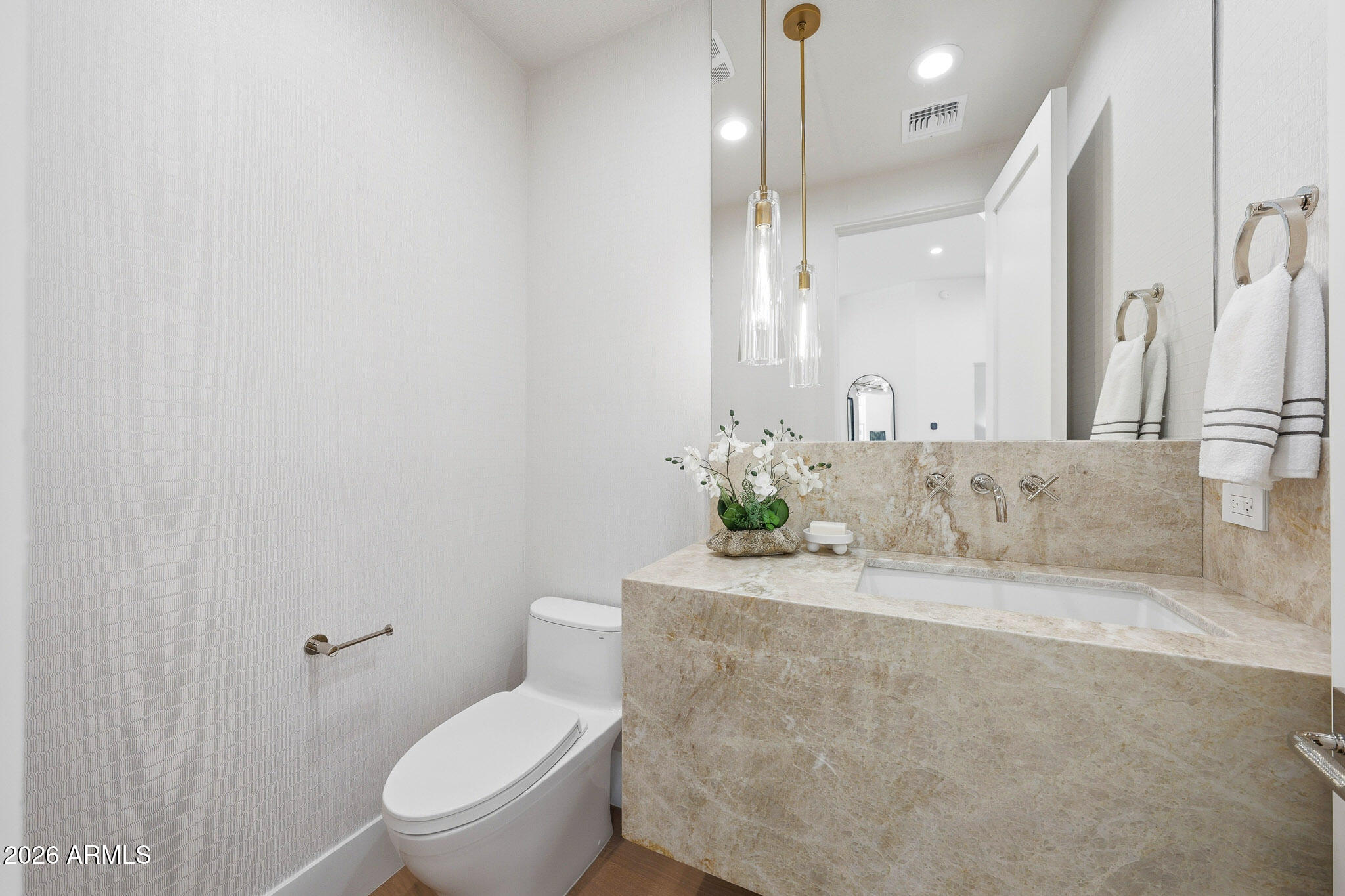 LAS PALOMAS REPLAT - Residential
