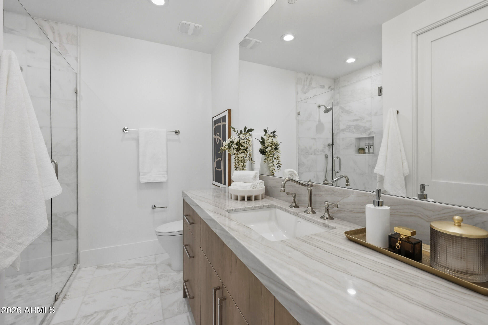 LAS PALOMAS REPLAT - Residential
