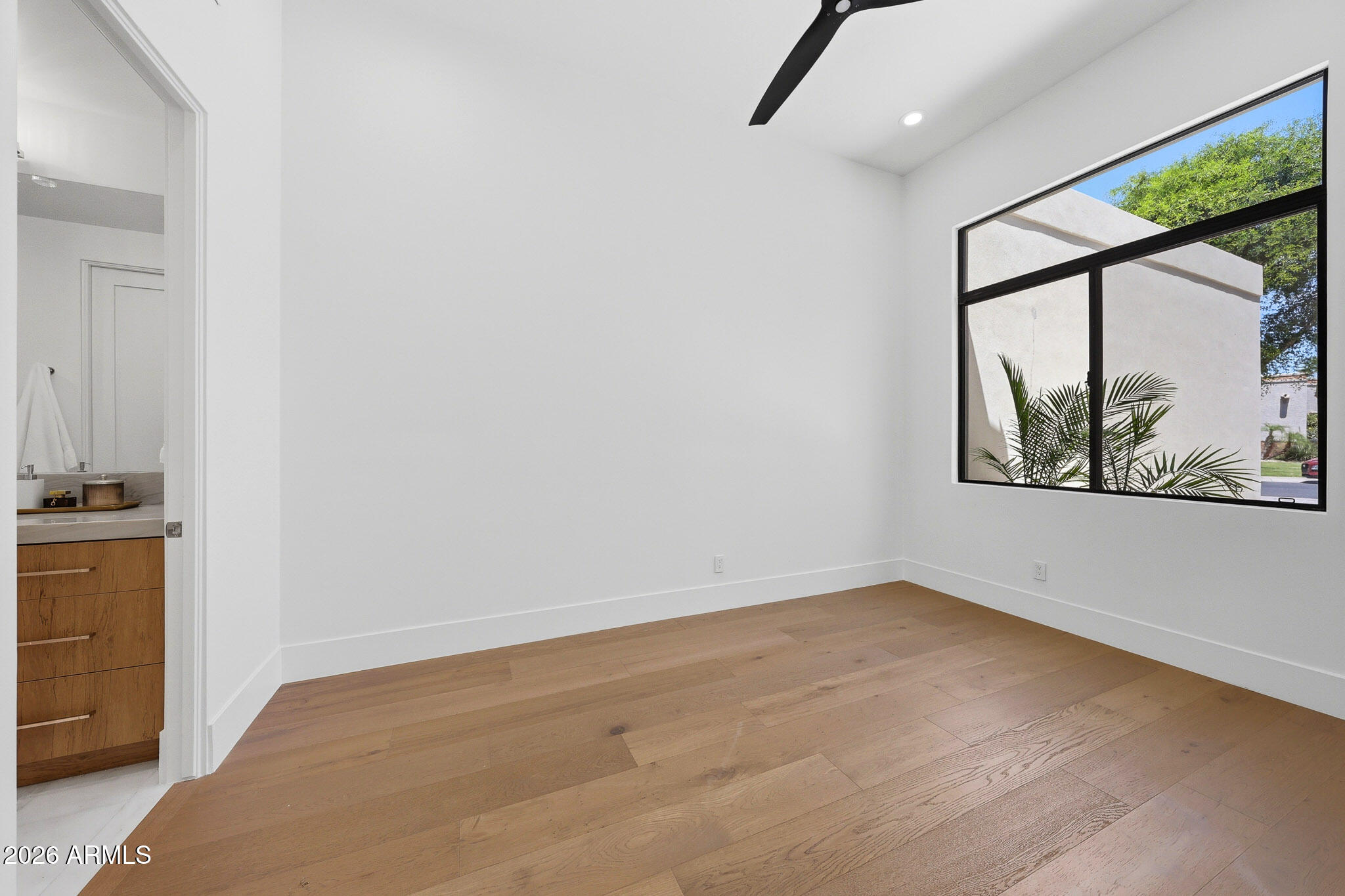 LAS PALOMAS REPLAT - Residential