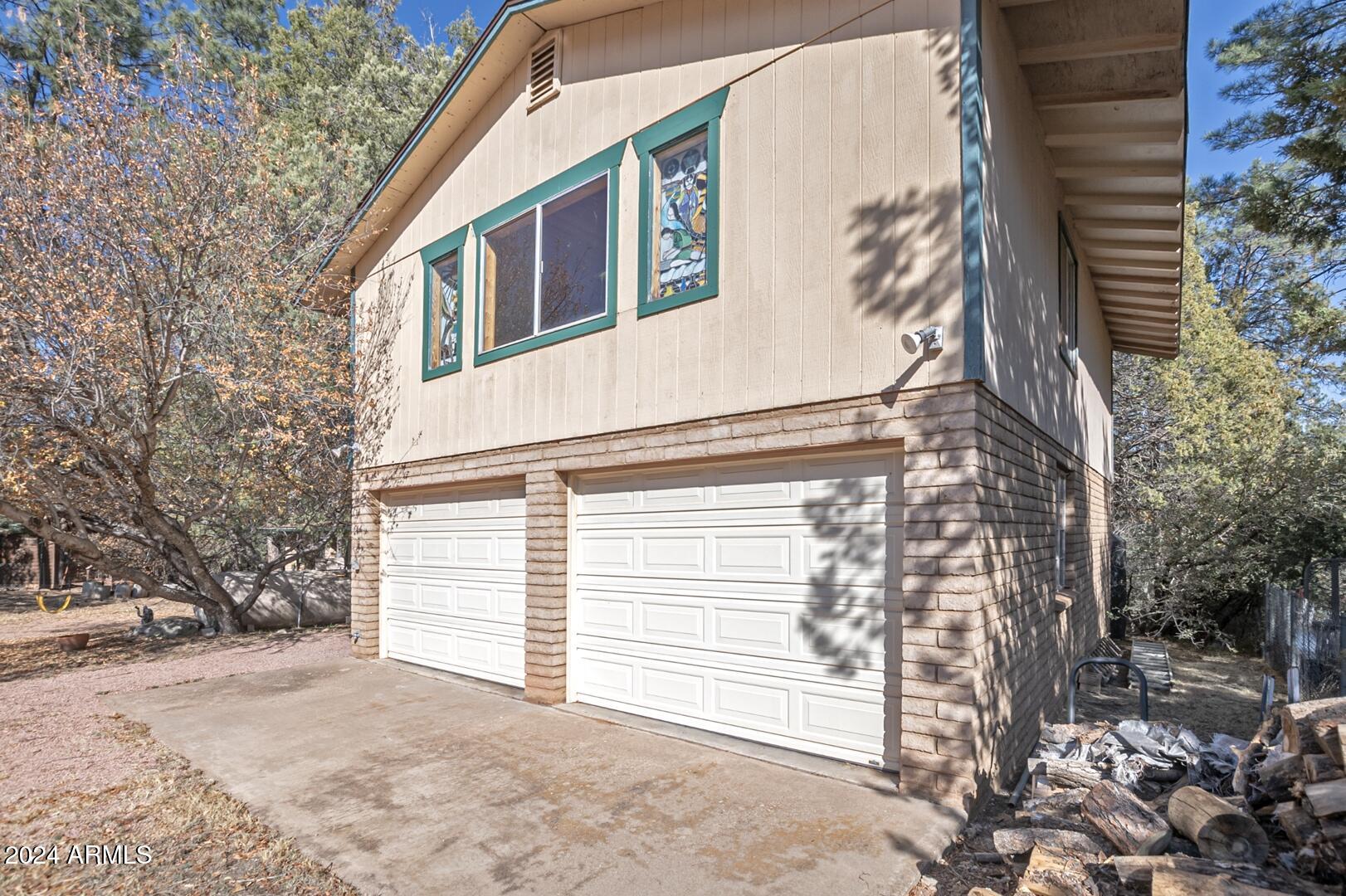 WHISPERING PINES PLAT 2 - Residential