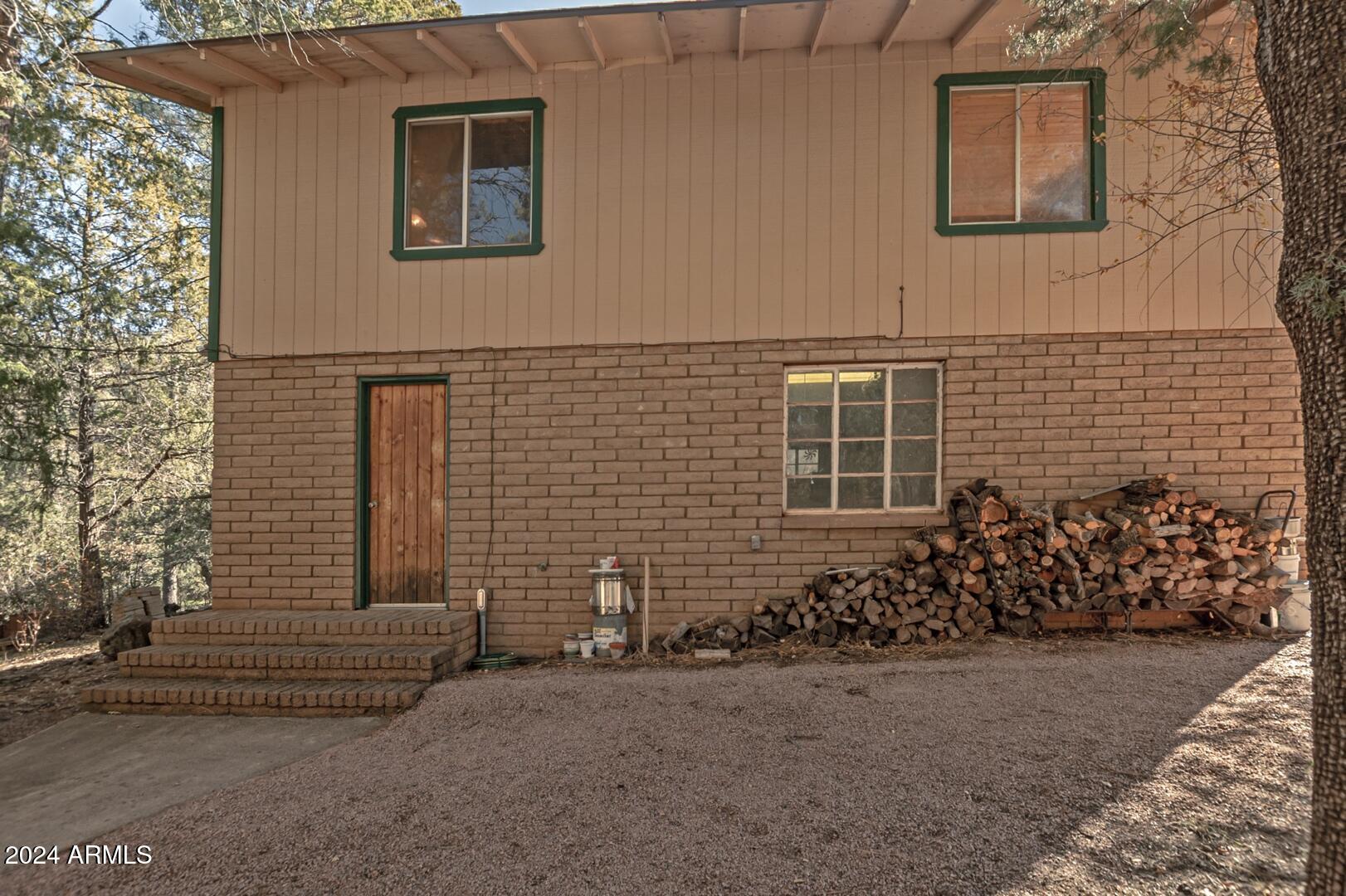 WHISPERING PINES PLAT 2 - Residential