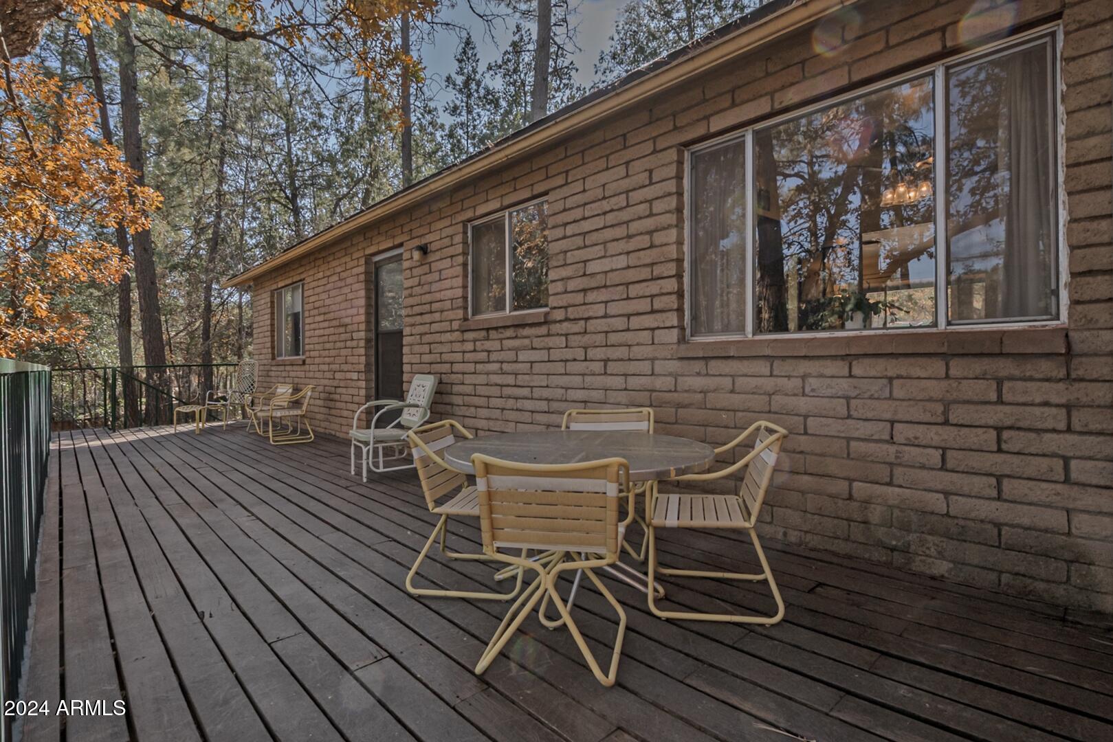 WHISPERING PINES PLAT 2 - Residential