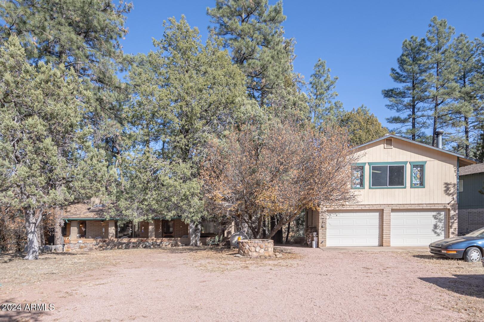 WHISPERING PINES PLAT 2 - Residential