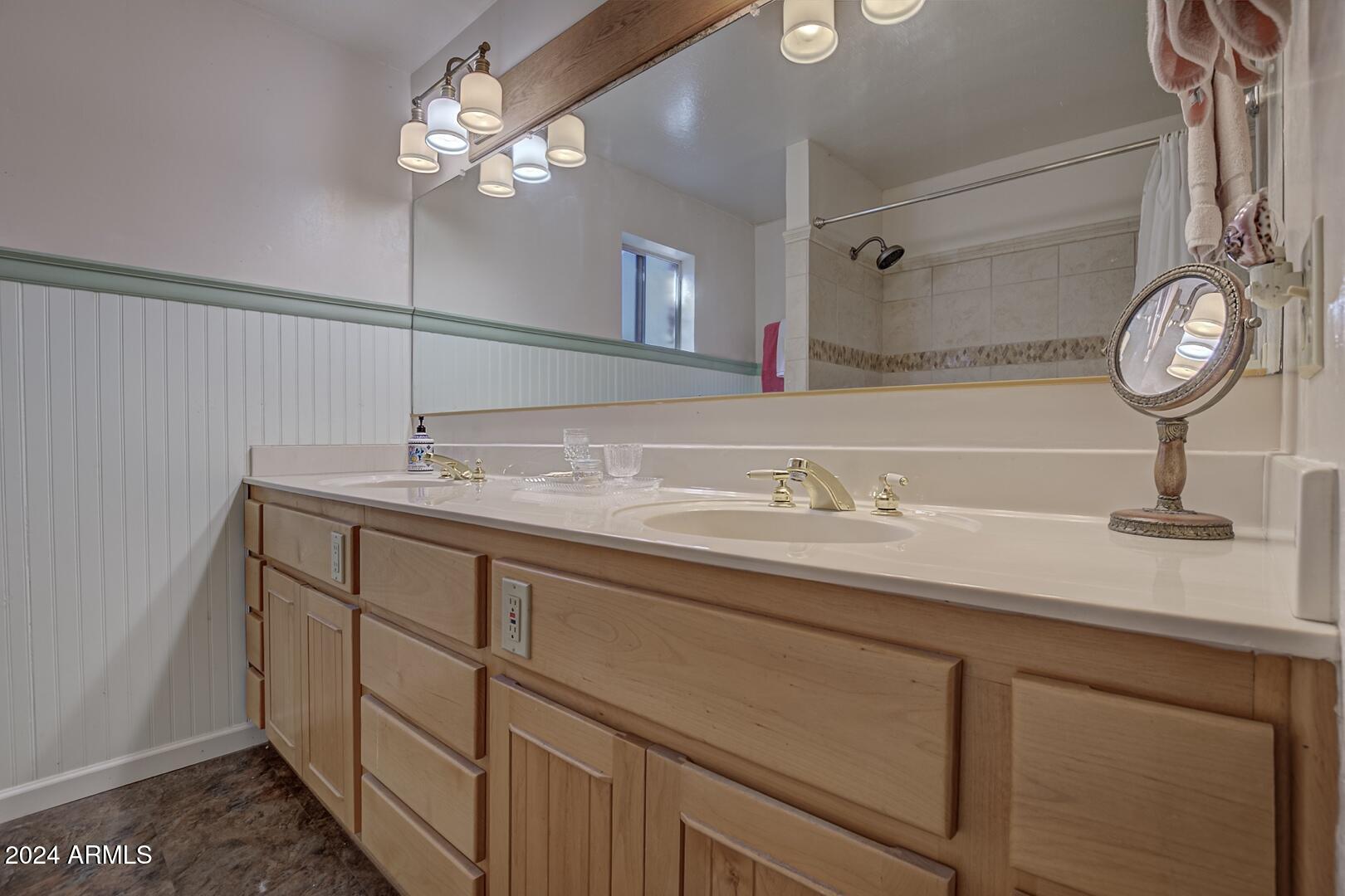 WHISPERING PINES PLAT 2 - Residential