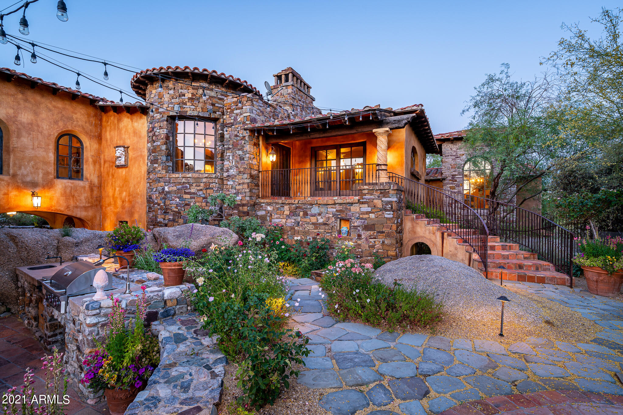 ESTANCIA - Residential