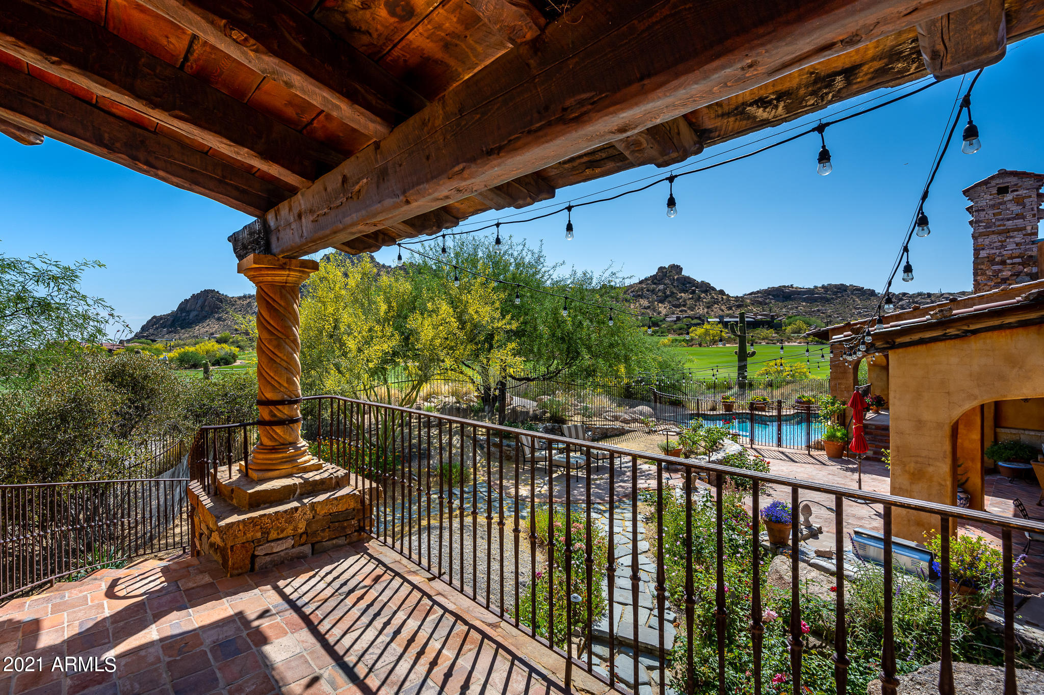ESTANCIA - Residential