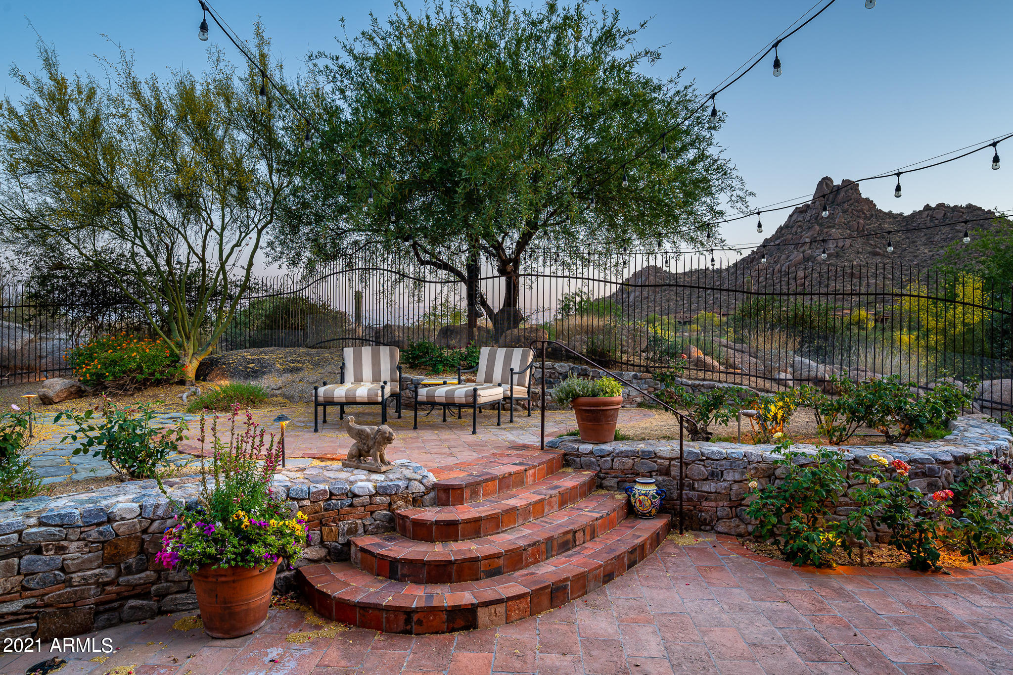 ESTANCIA - Residential