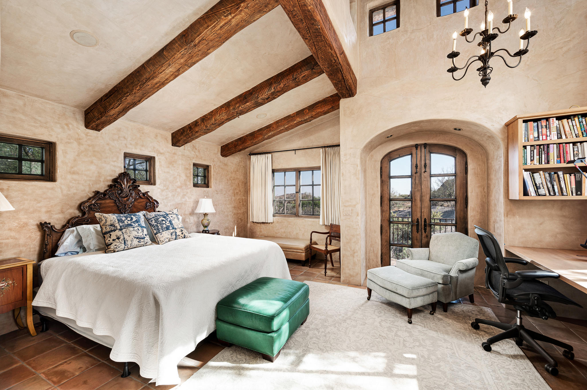 ESTANCIA - Residential