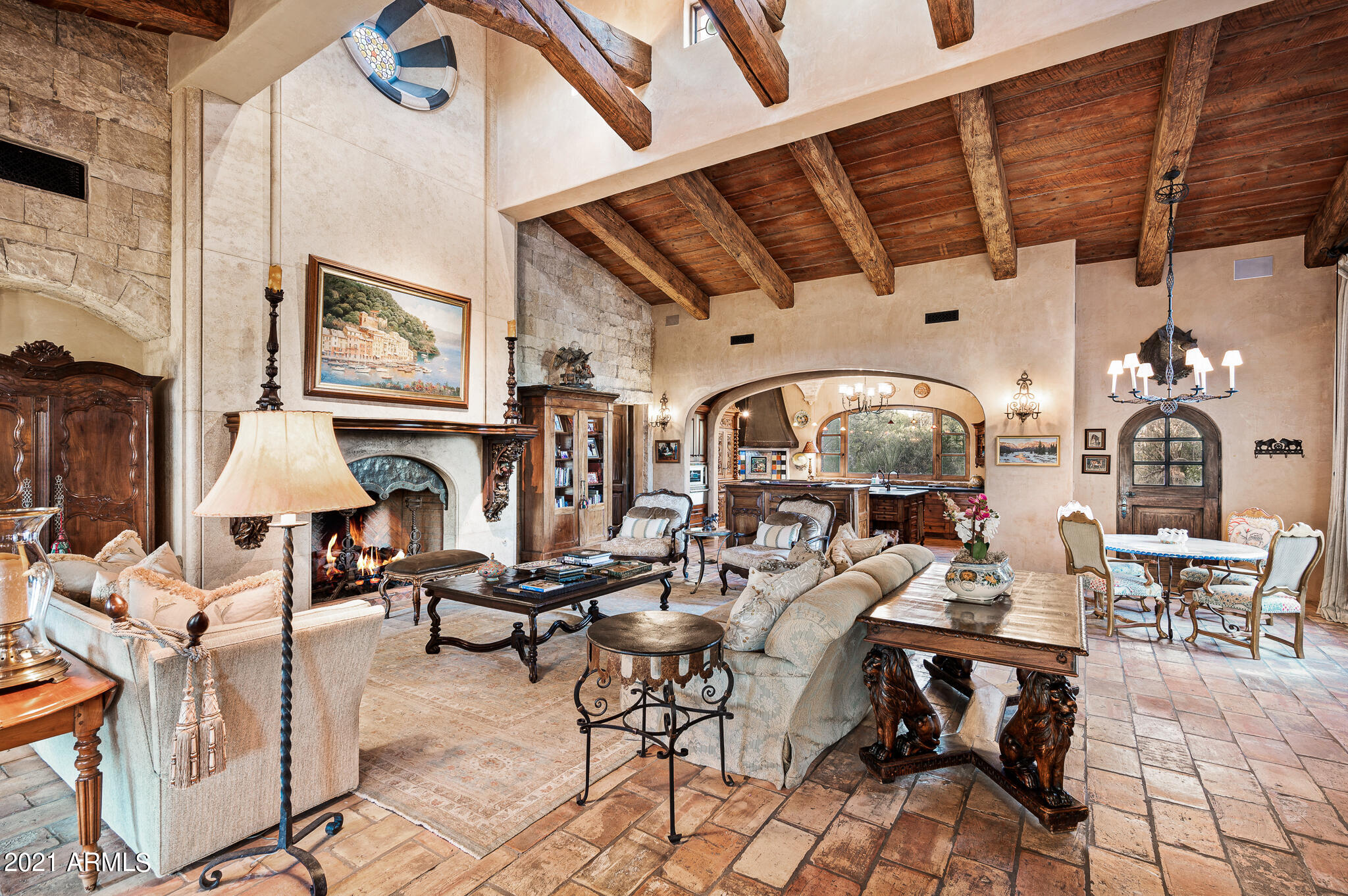 ESTANCIA - Residential