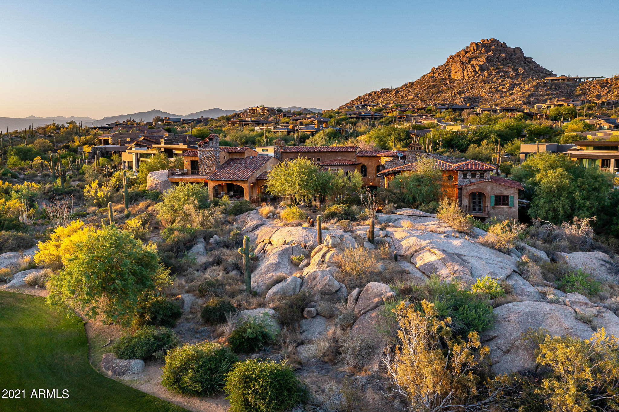 ESTANCIA - Residential
