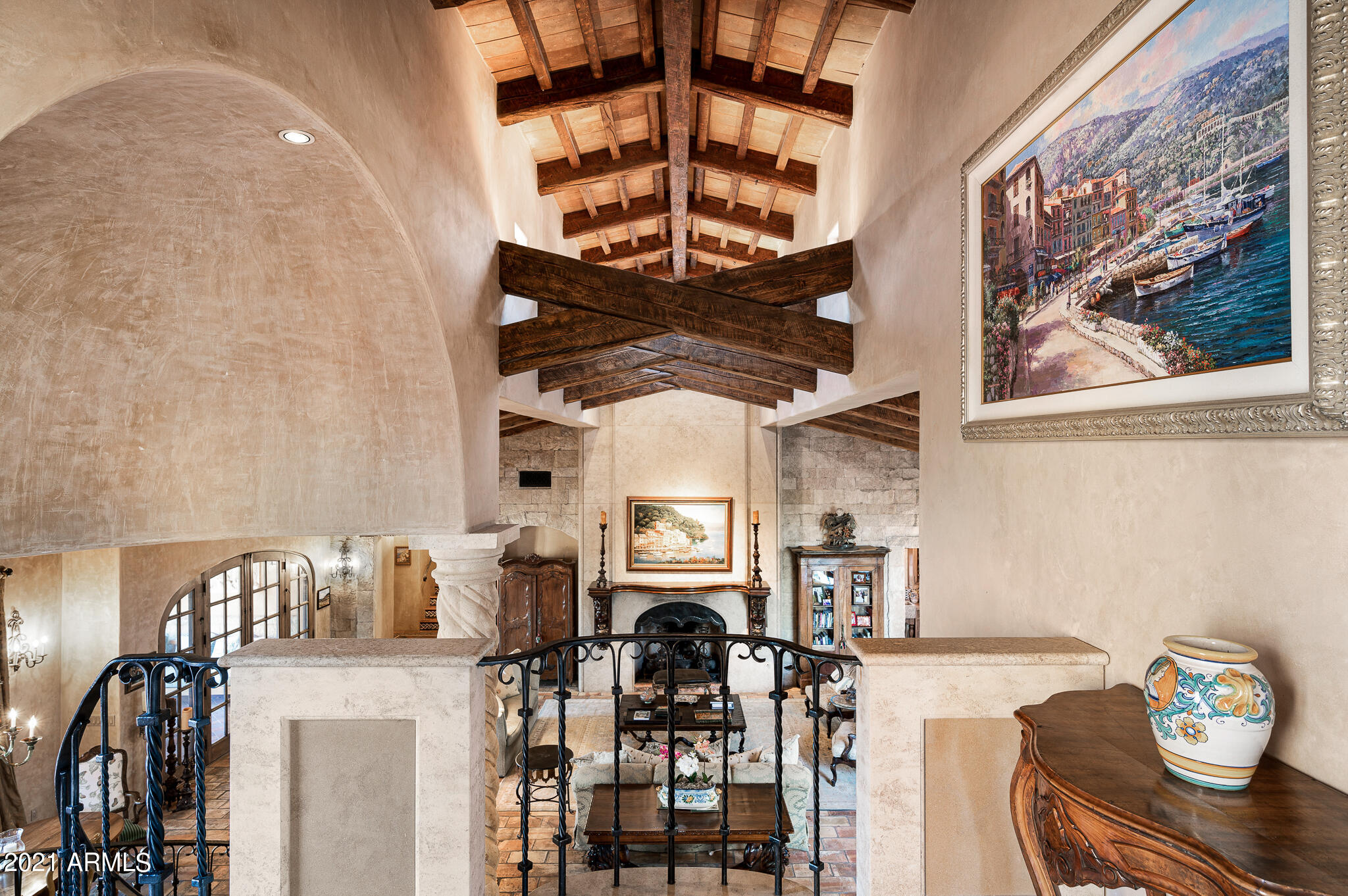 ESTANCIA - Residential