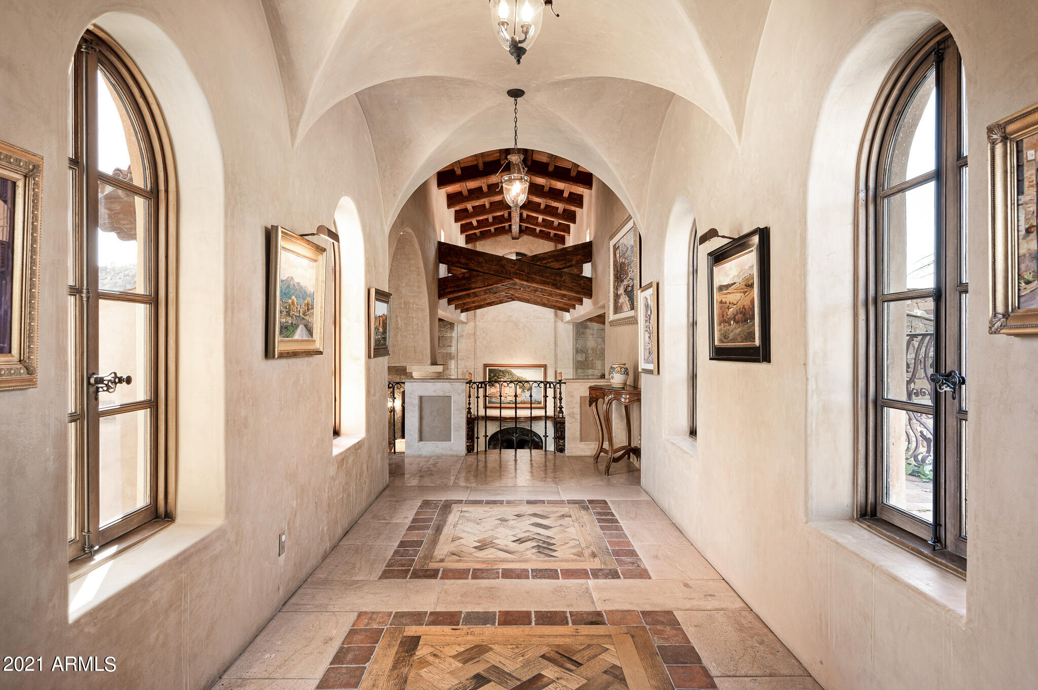 ESTANCIA - Residential