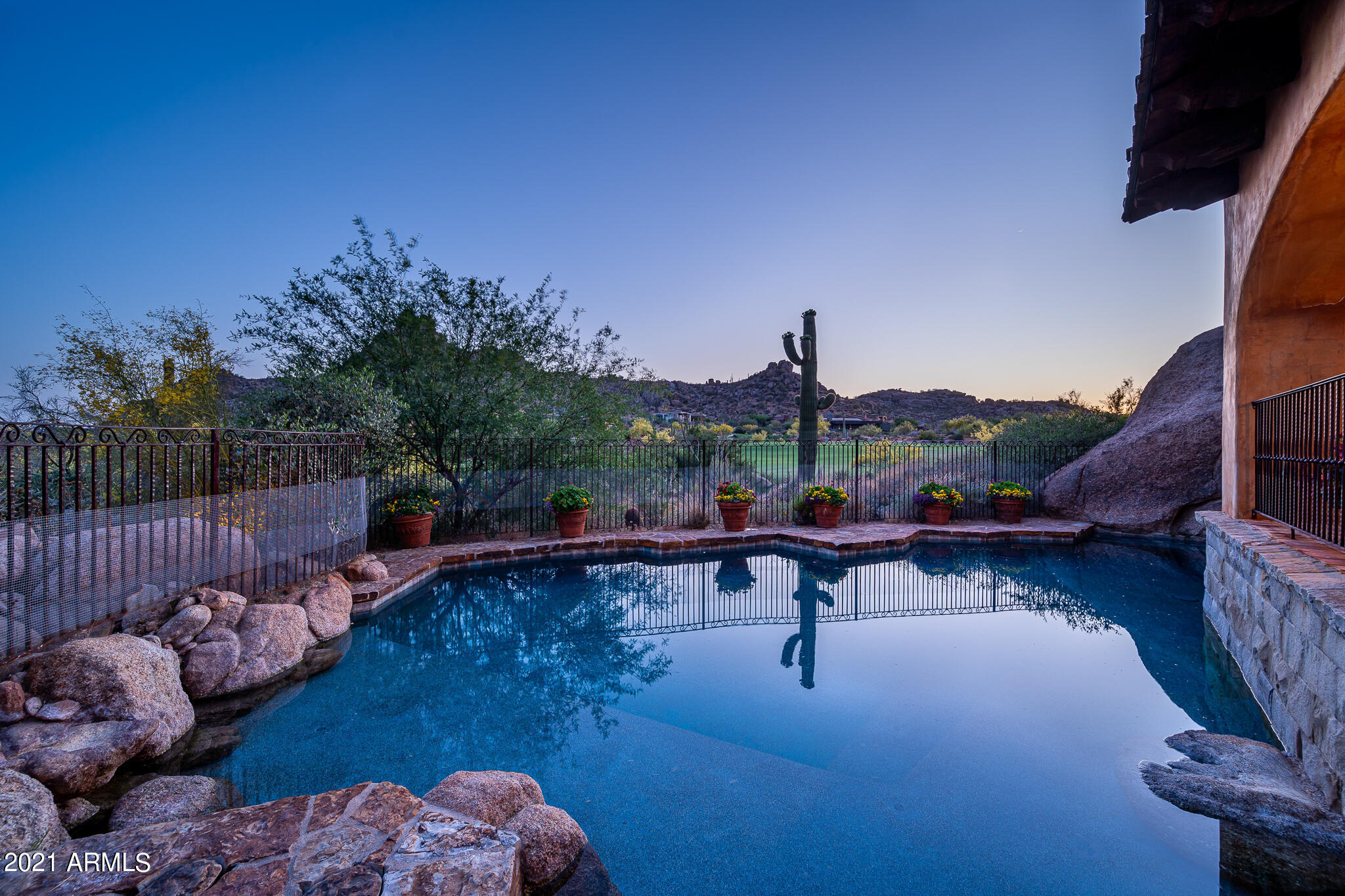ESTANCIA - Residential