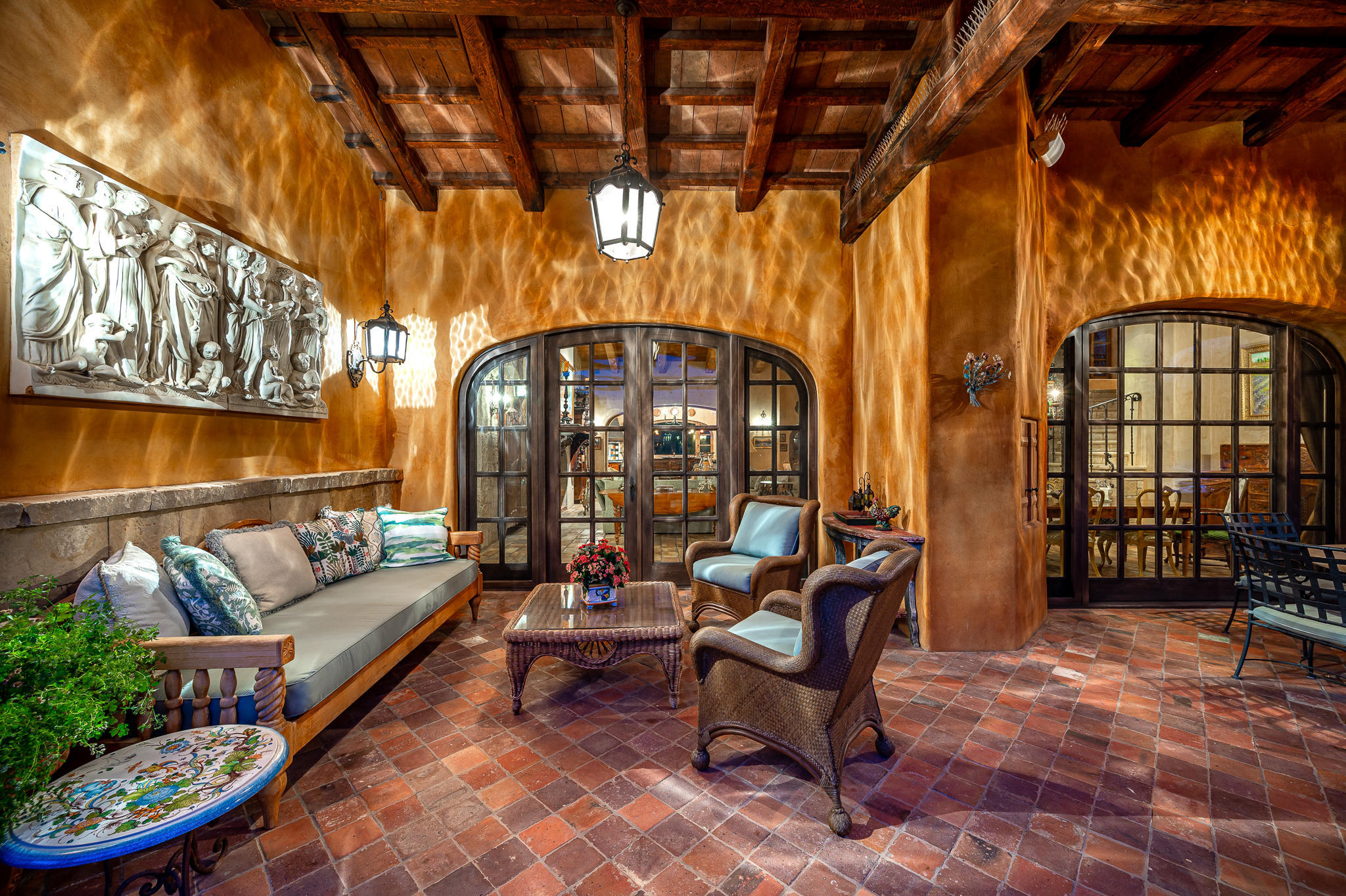 ESTANCIA - Residential