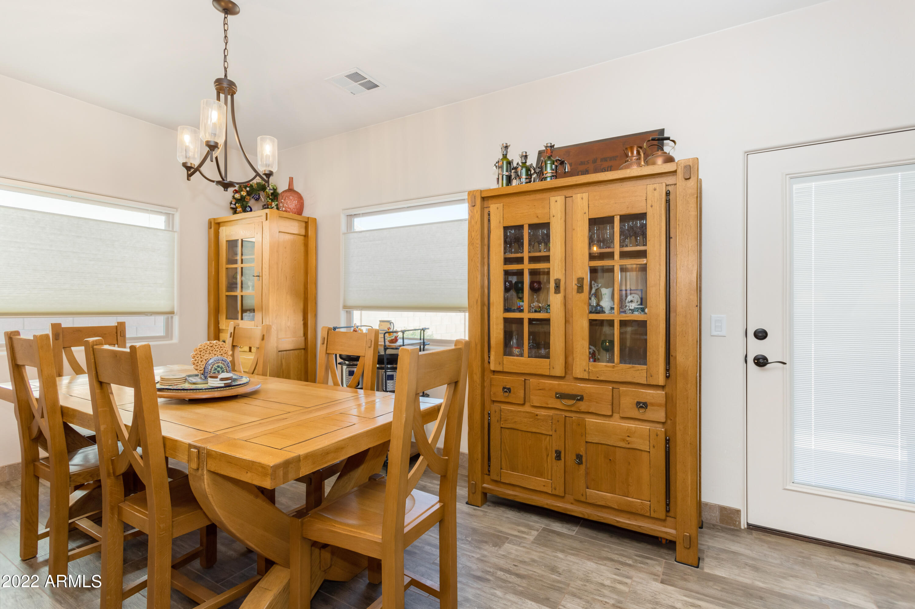 MESA VERDE ESTATES - Residential