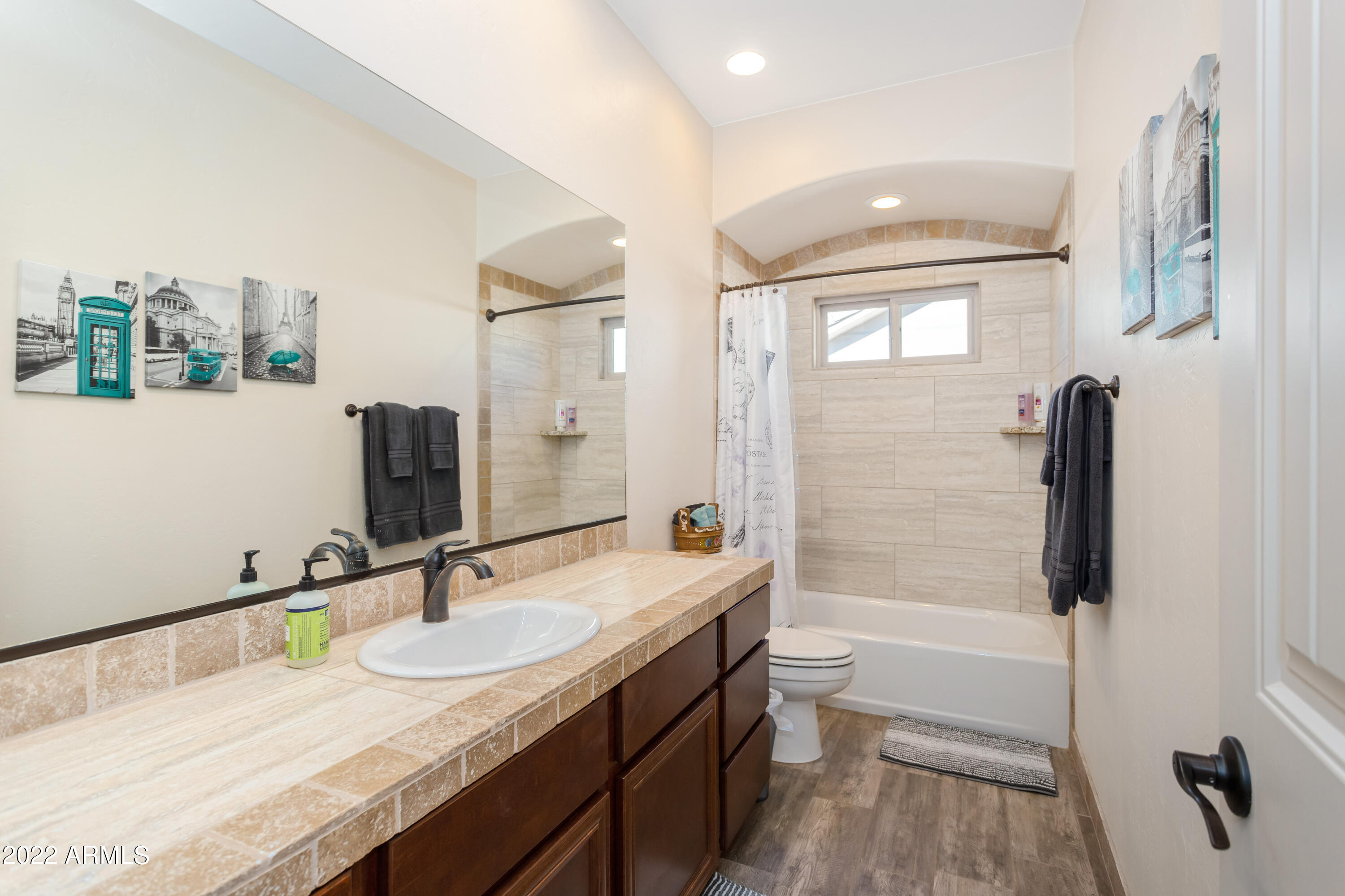 MESA VERDE ESTATES - Residential