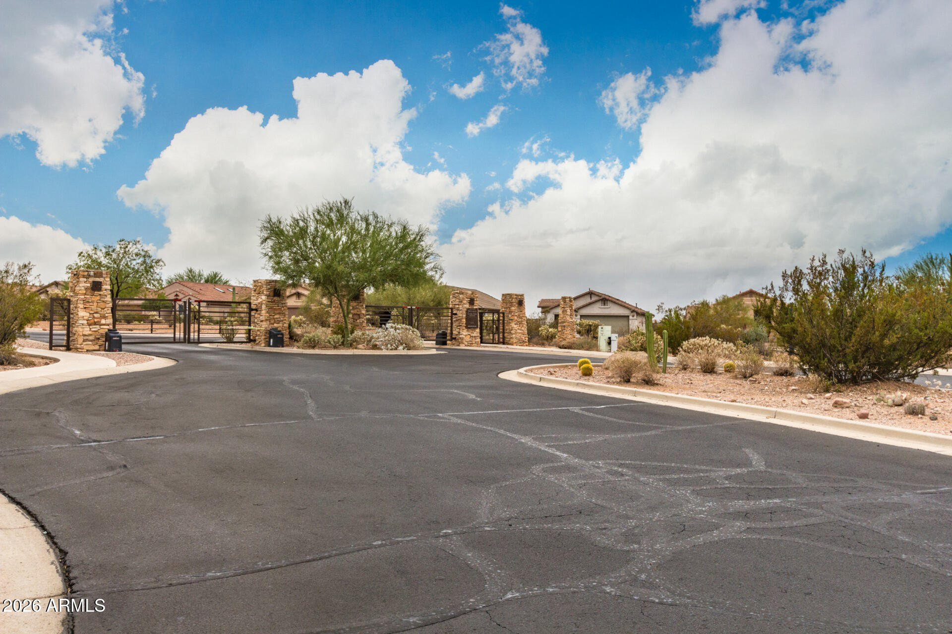 PERALTA TRAILS - Residential