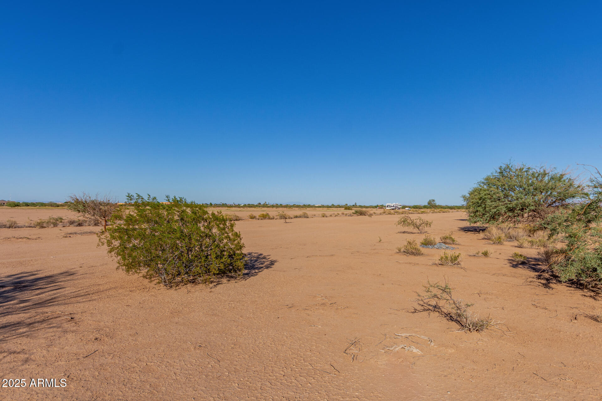 ARIZONA CITY UNIT FOURTEEN - Land