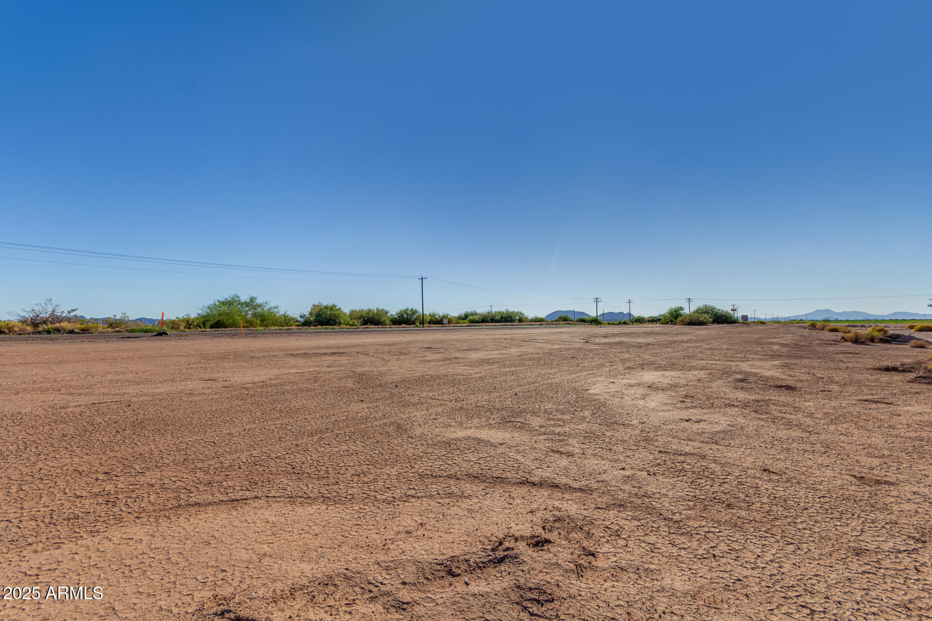 ARIZONA CITY UNIT FOURTEEN - Land