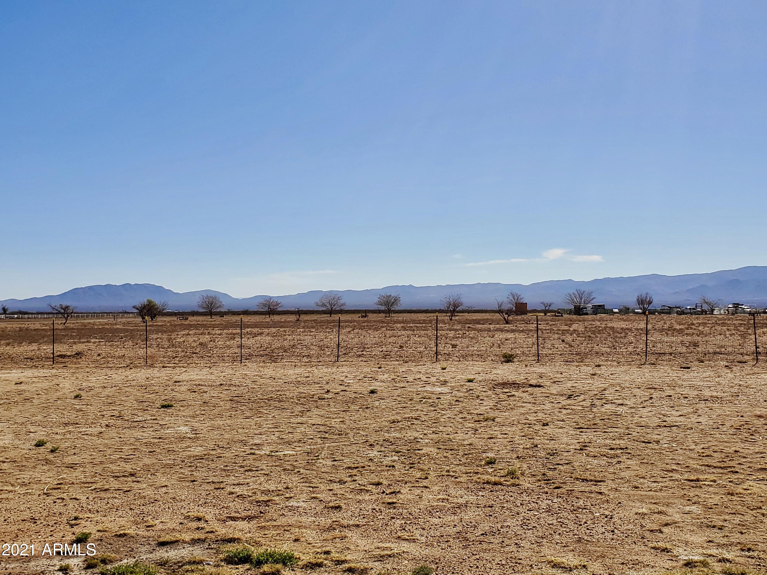 SIERRA BONITA RANCHES - Residential