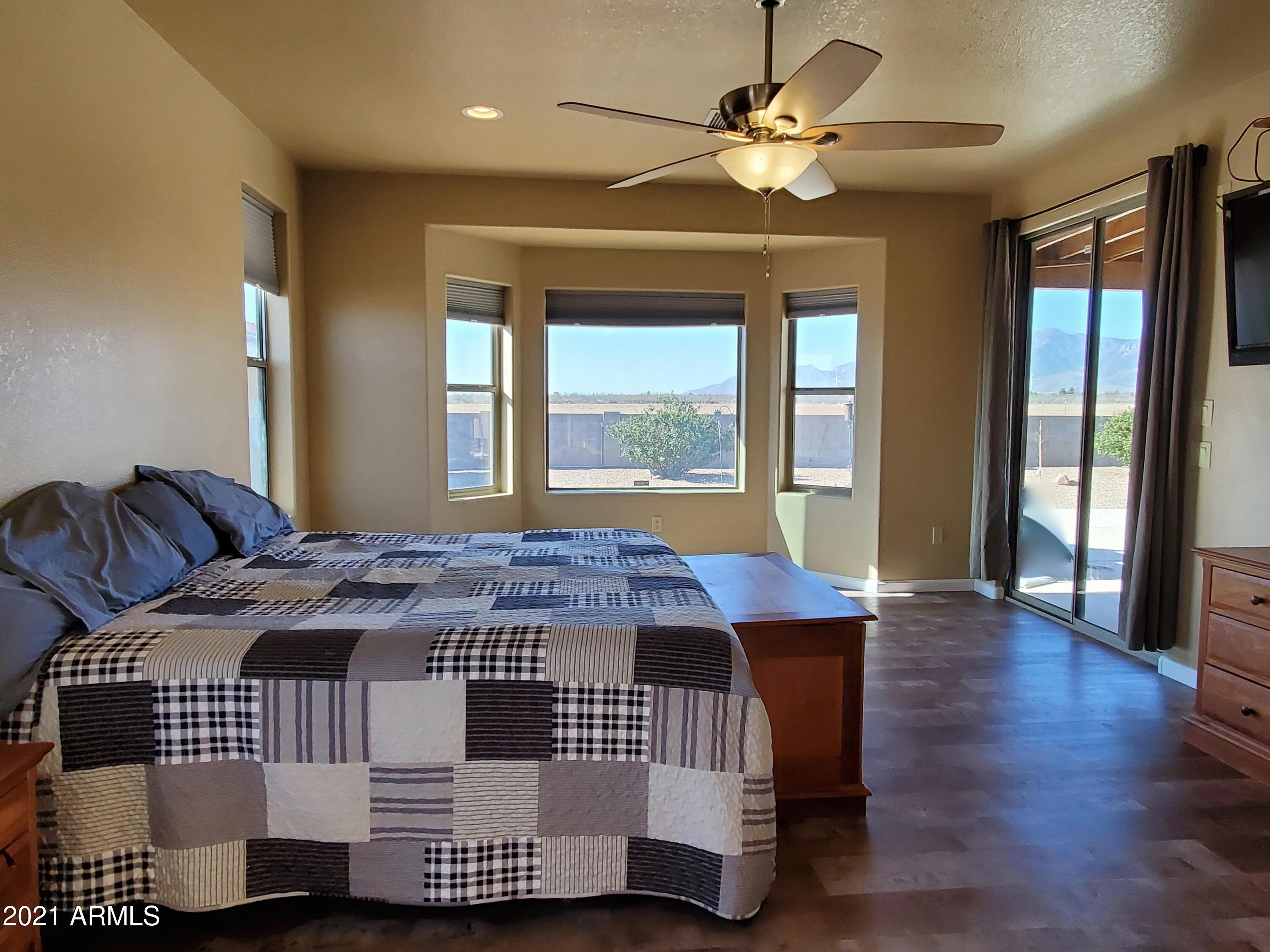 SIERRA BONITA RANCHES - Residential