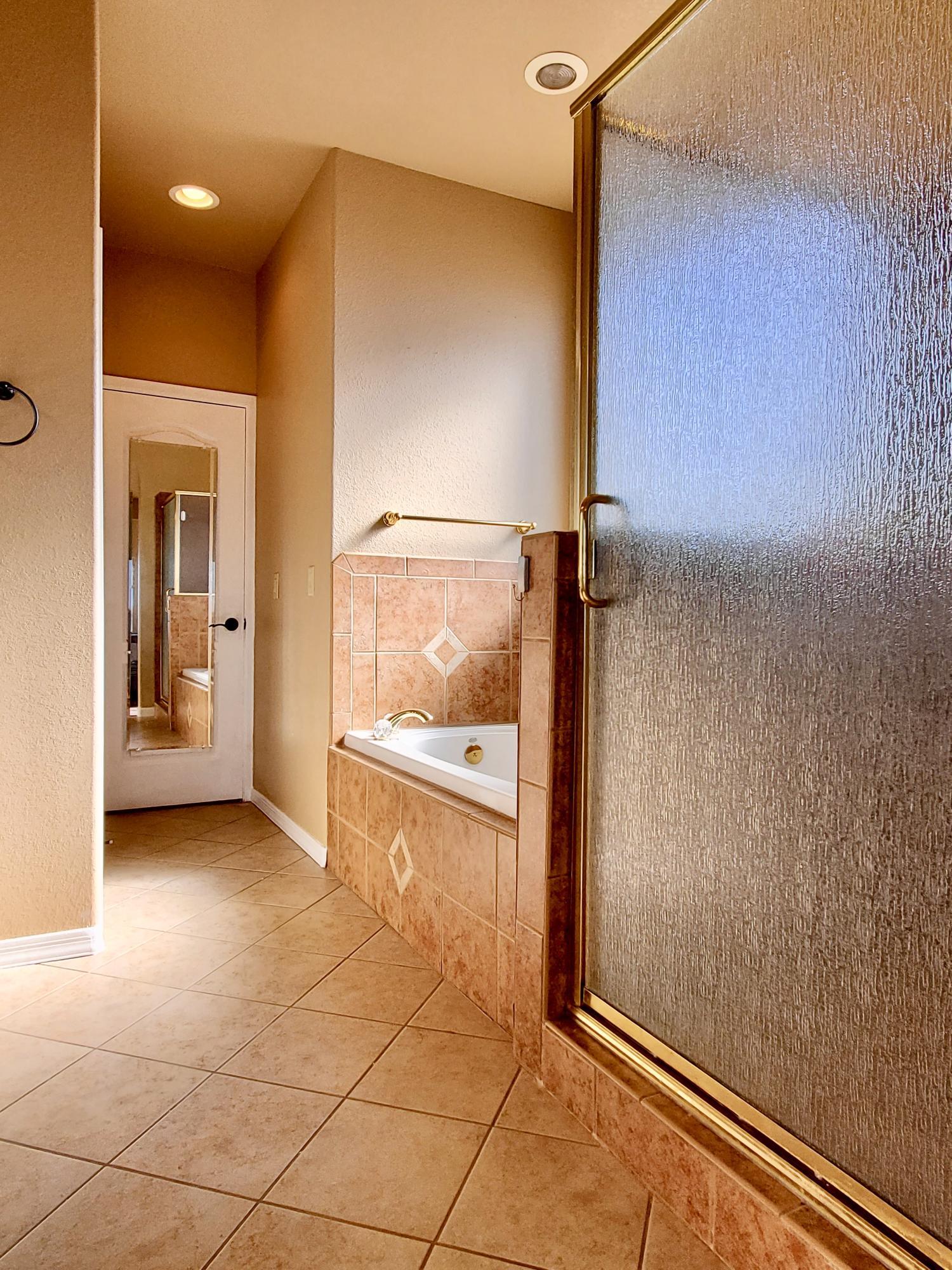SIERRA BONITA RANCHES - Residential