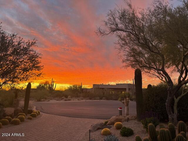 DESERT HIGHLANDS - Residential