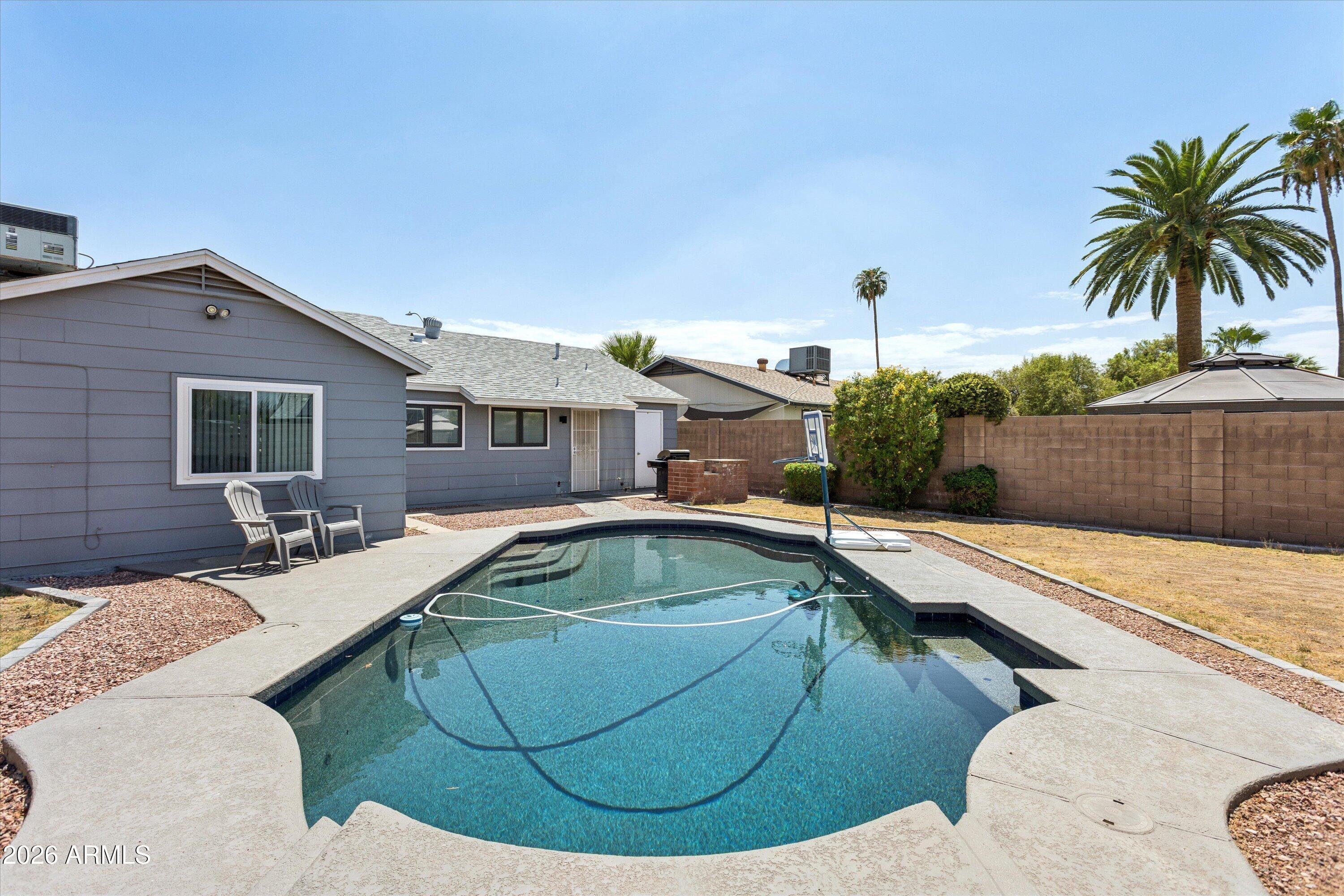 MELROSE PARADISE UNIT 7 - Residential