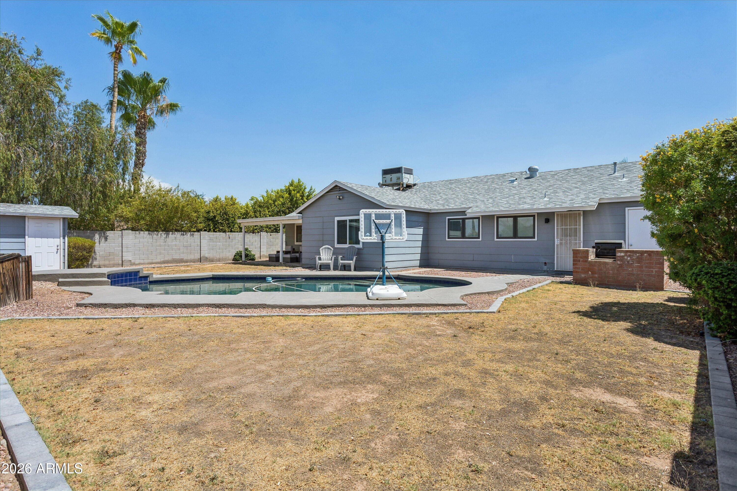 MELROSE PARADISE UNIT 7 - Residential